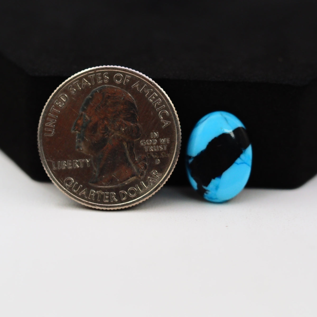 Buffalo Oval Cabochon 15x11mm 4.5ct - Blue with Black Band - Pedra Gems
