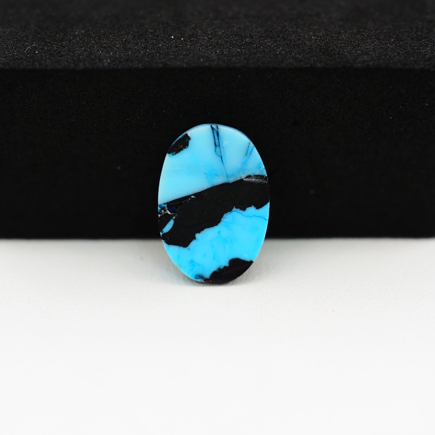 Buffalo Oval Cabochon 15x18mm 5.5ct - Blue with Black Band - Pedra Gems