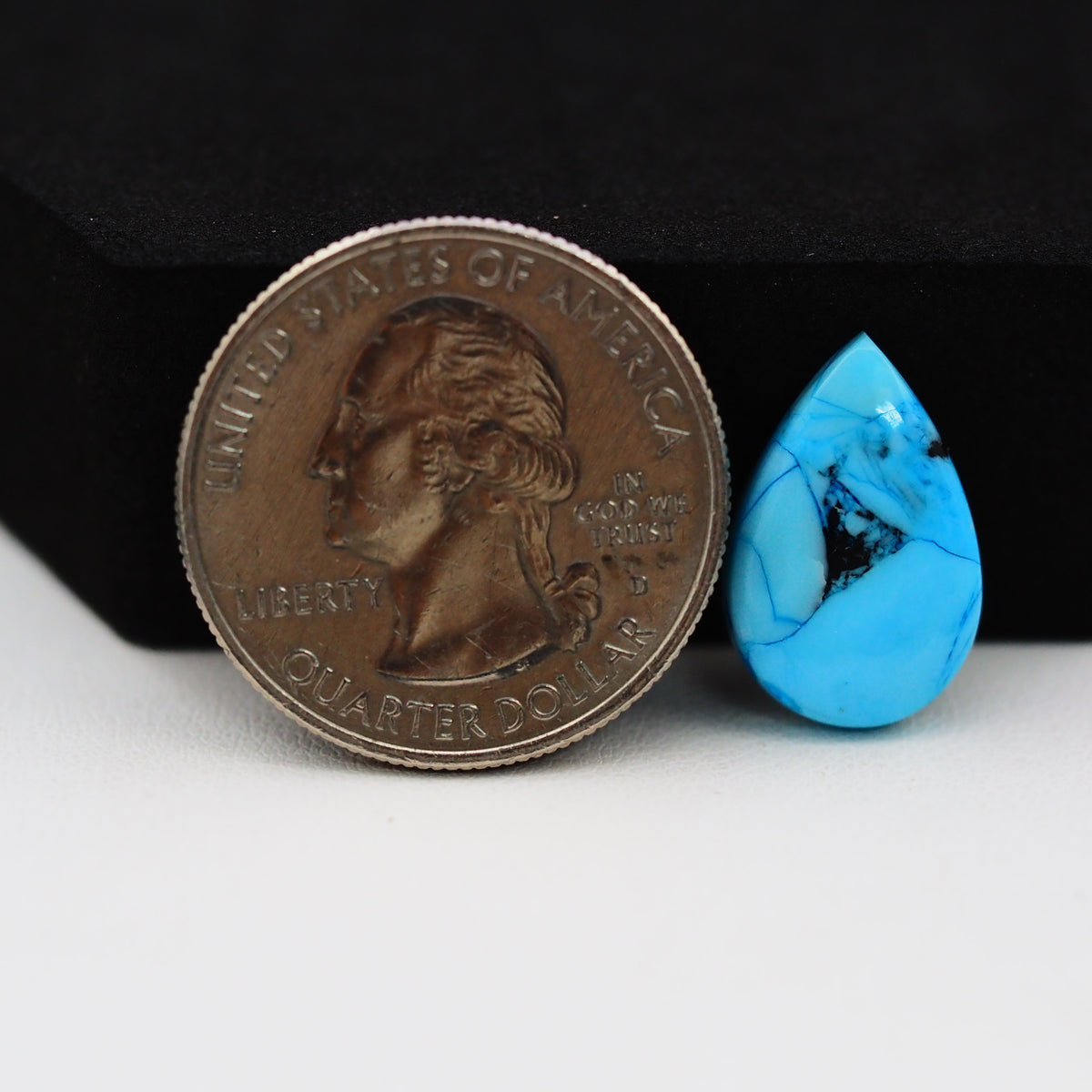 Buffalo Oval Cabochon 17x11mm 4ct - Blue with Black Corner - Pedra Gems