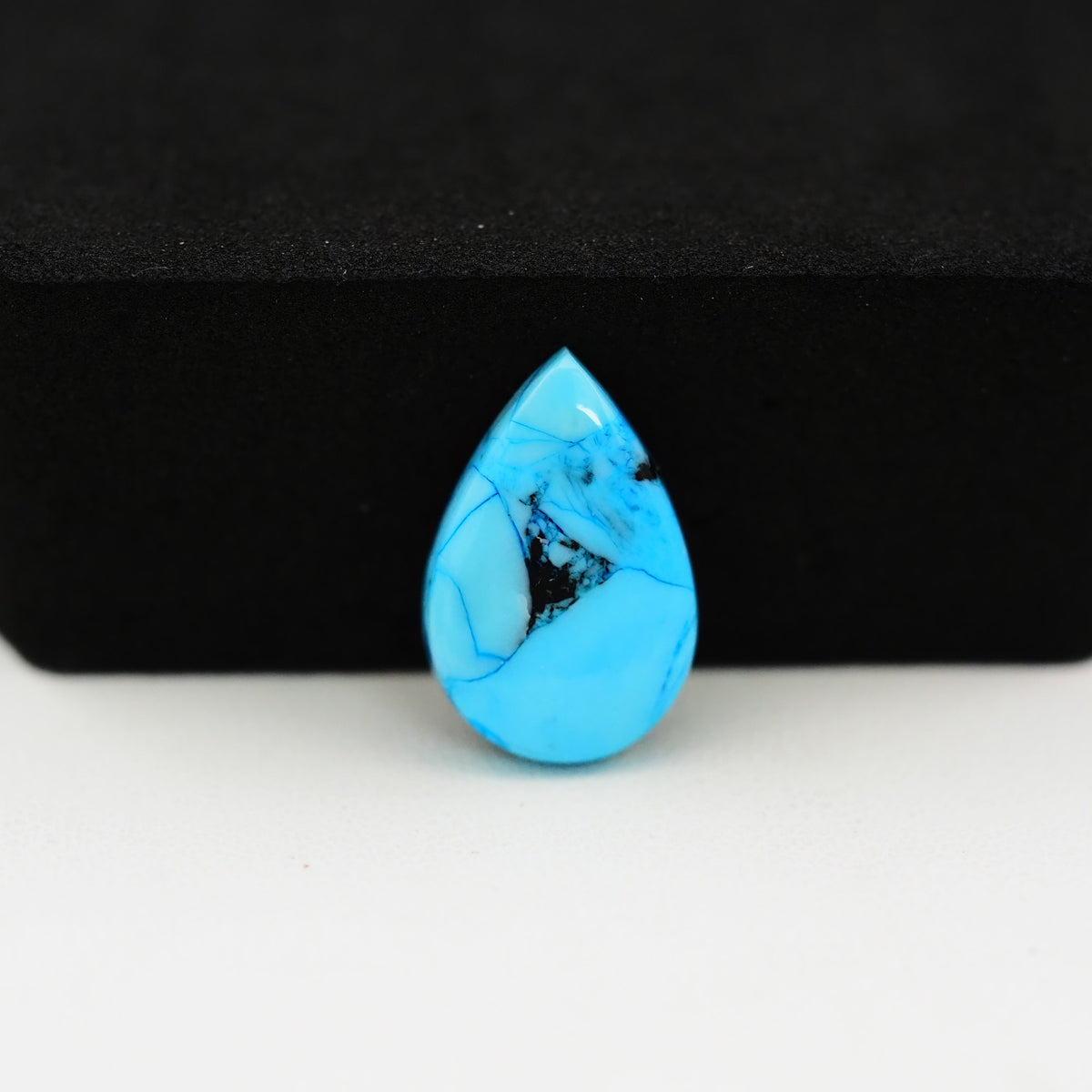Buffalo Oval Cabochon 17x11mm 4ct - Blue with Black Corner - Pedra Gems