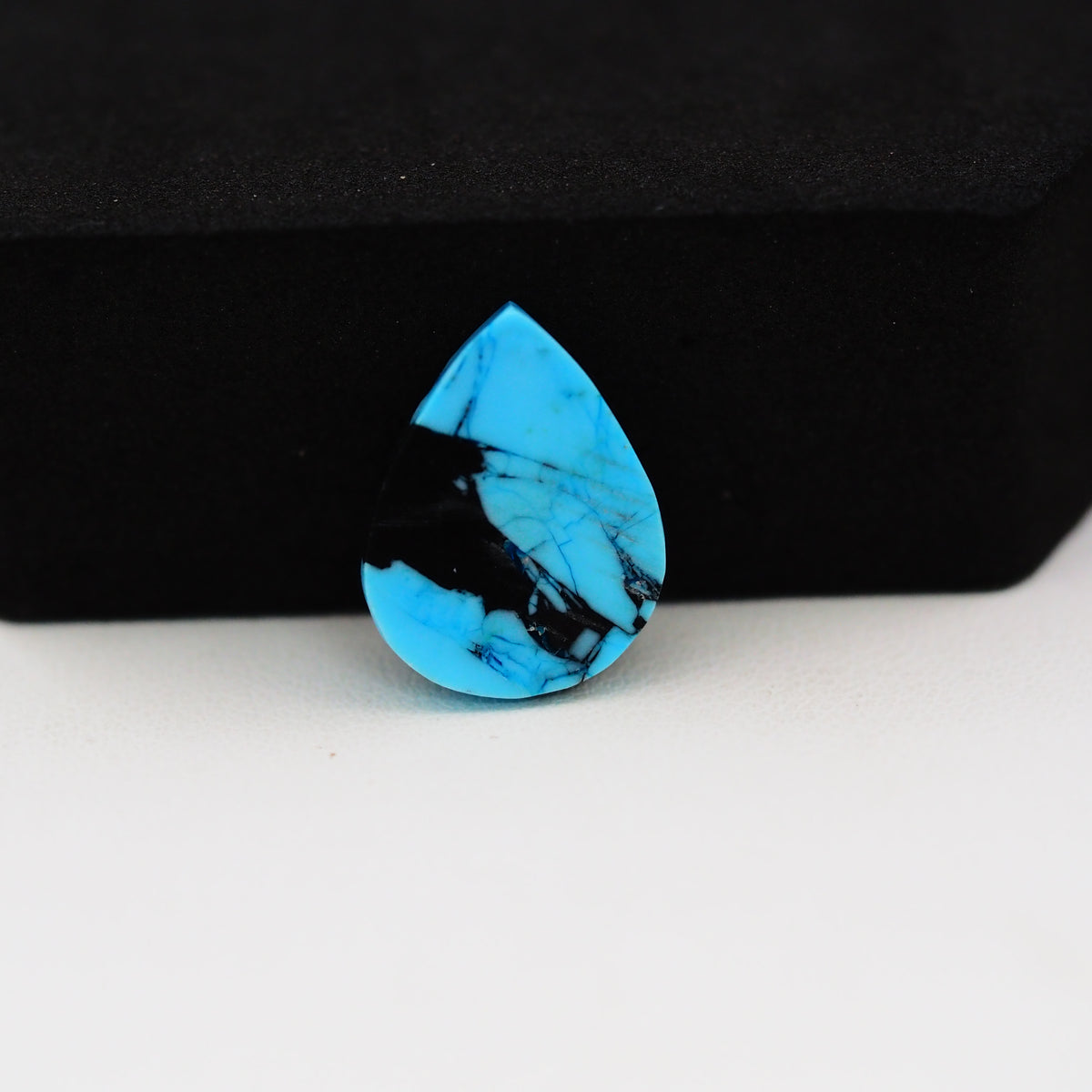 Buffalo Heart Cabochon 17x13mm 6.5ct - Blue with Black Patches - Pedra Gems