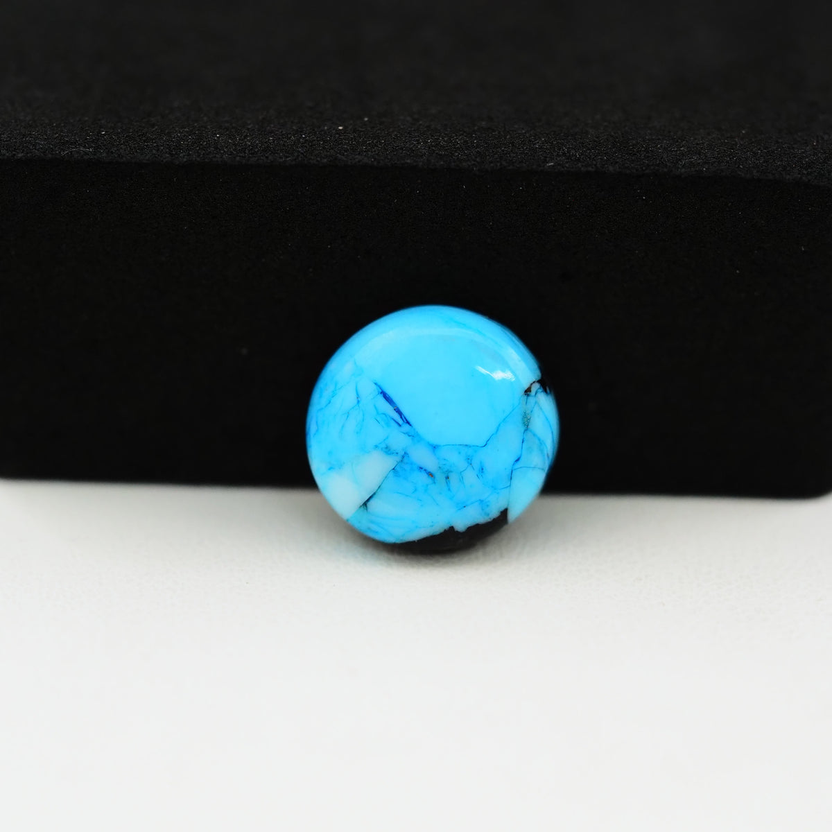 Buffalo Oval Cabochon 13x13mm 5.5ct - Blue Solid - Pedra Gems