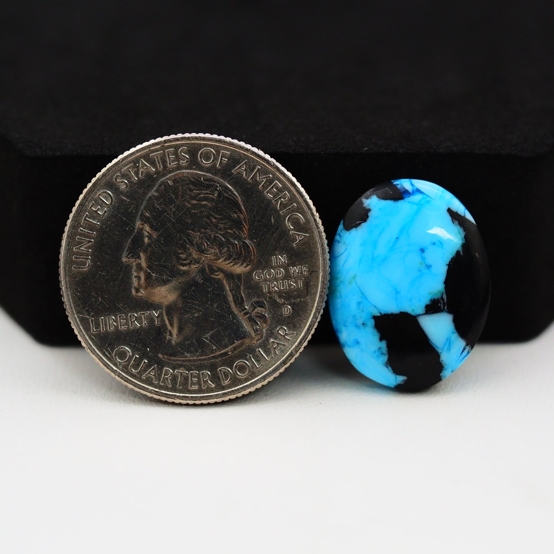 Buffalo Pear Cabochon 19x14mm 9.5ct - Black Top Blue Base - Pedra Gems