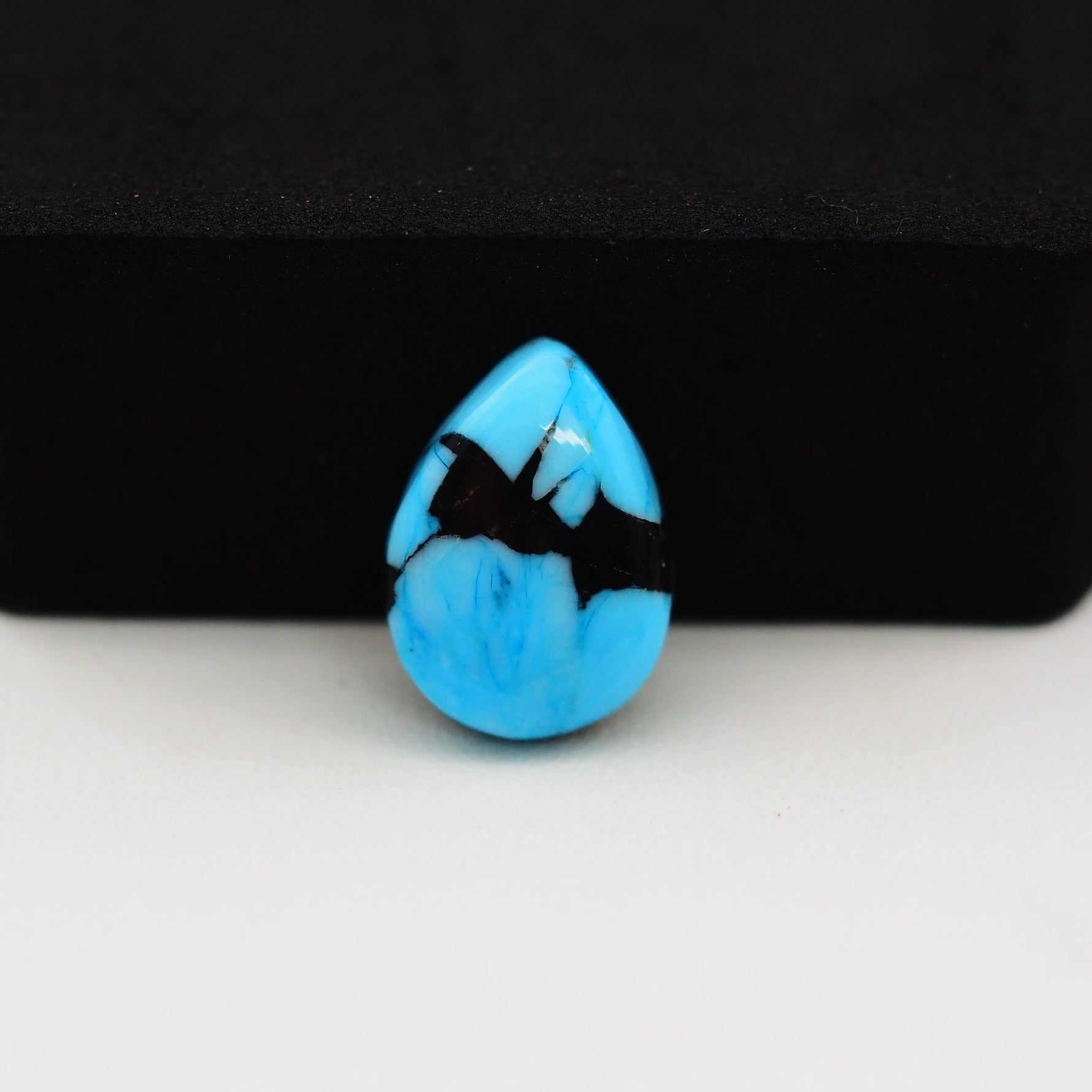 Buffalo Pear Cabochon 16x11mm 6.5ct - Blue with Black Band - Pedra Gems