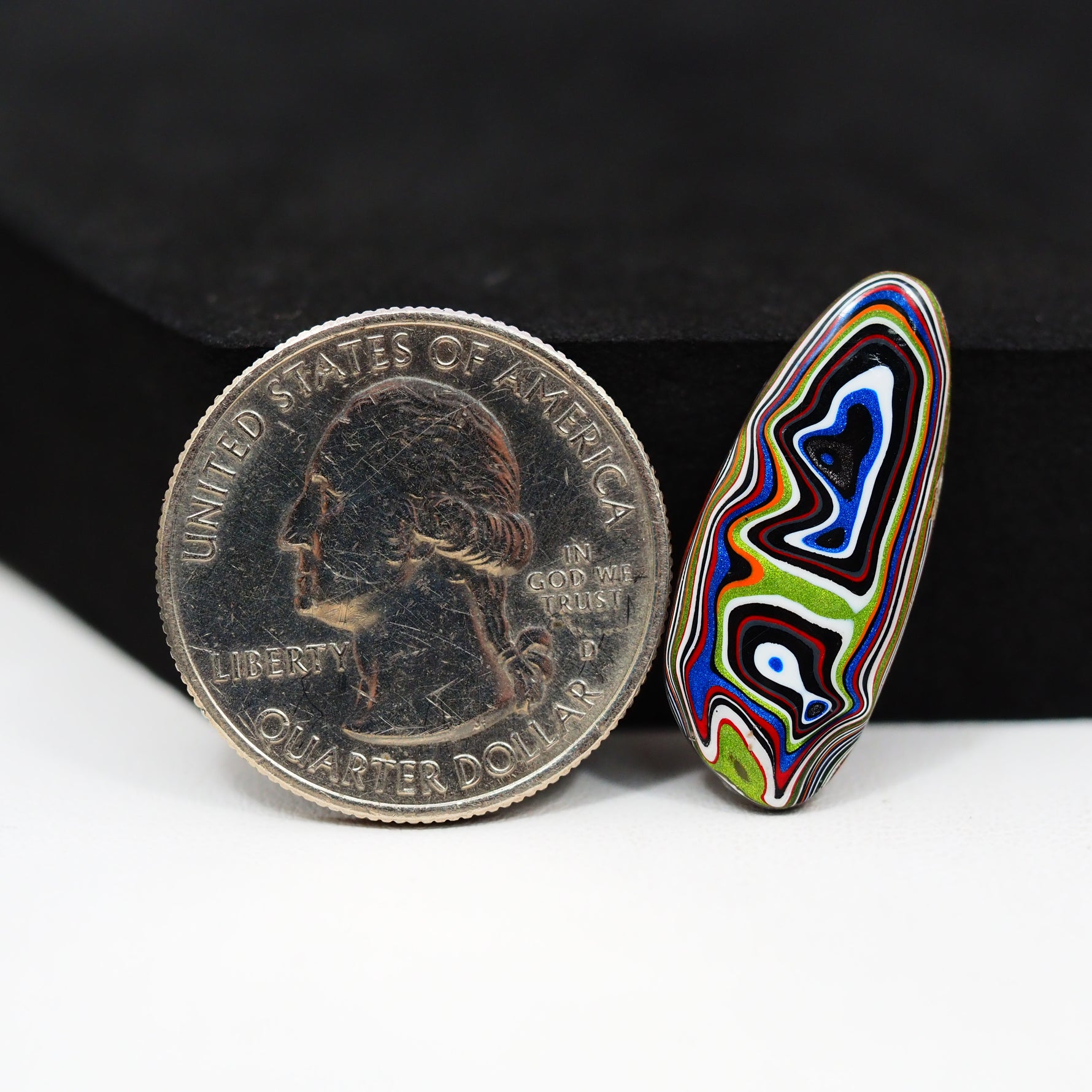 Fordite Agate Cabochon Freeform 26x11mm 4ct - Detroit Agate layered paint - Pedra Gems