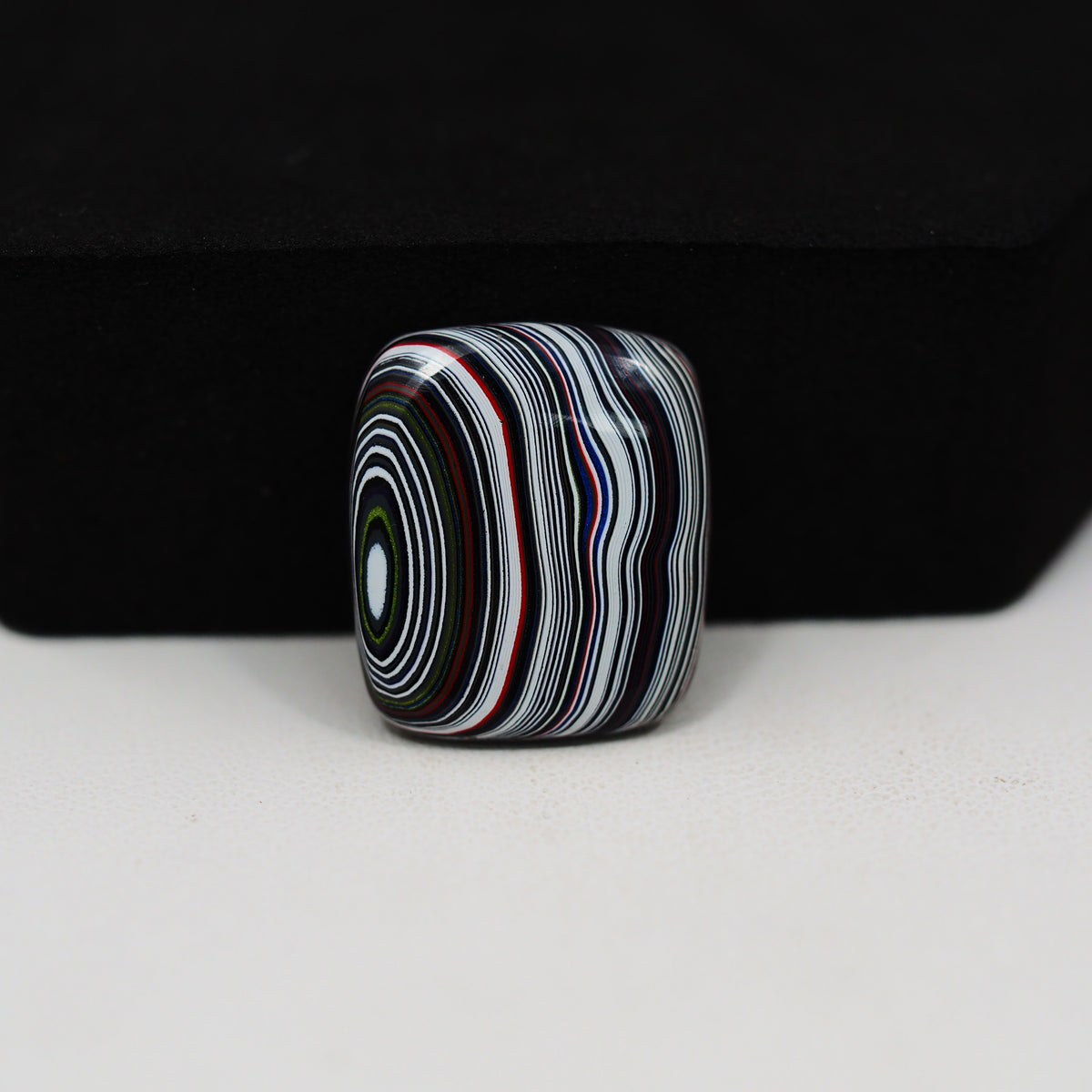 Fordite Agate Cabochon Square 18x16mm 4.5ct - Detroit Agate layered paint - Pedra Gems