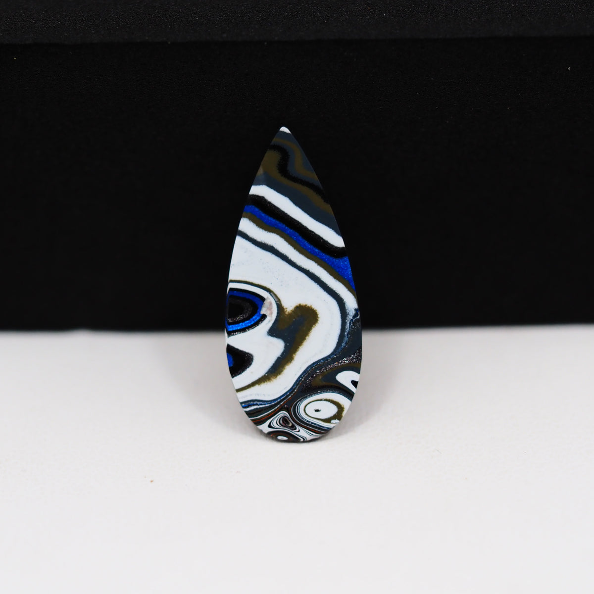Fordite Agate Cabochon Pear 25x8mm 3ct - Detroit Agate layered paint - Pedra Gems