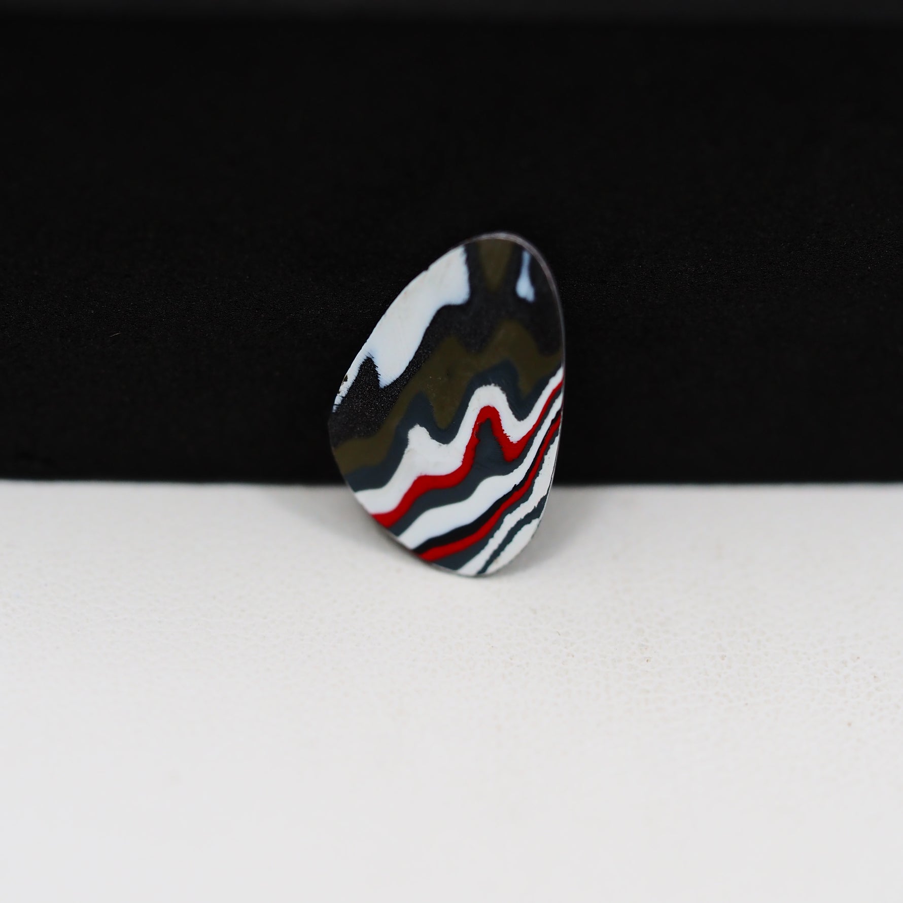 Fordite Agate Cabochon Freeform 17x11mm 1.5ct - Detroit Agate layered paint - Pedra Gems