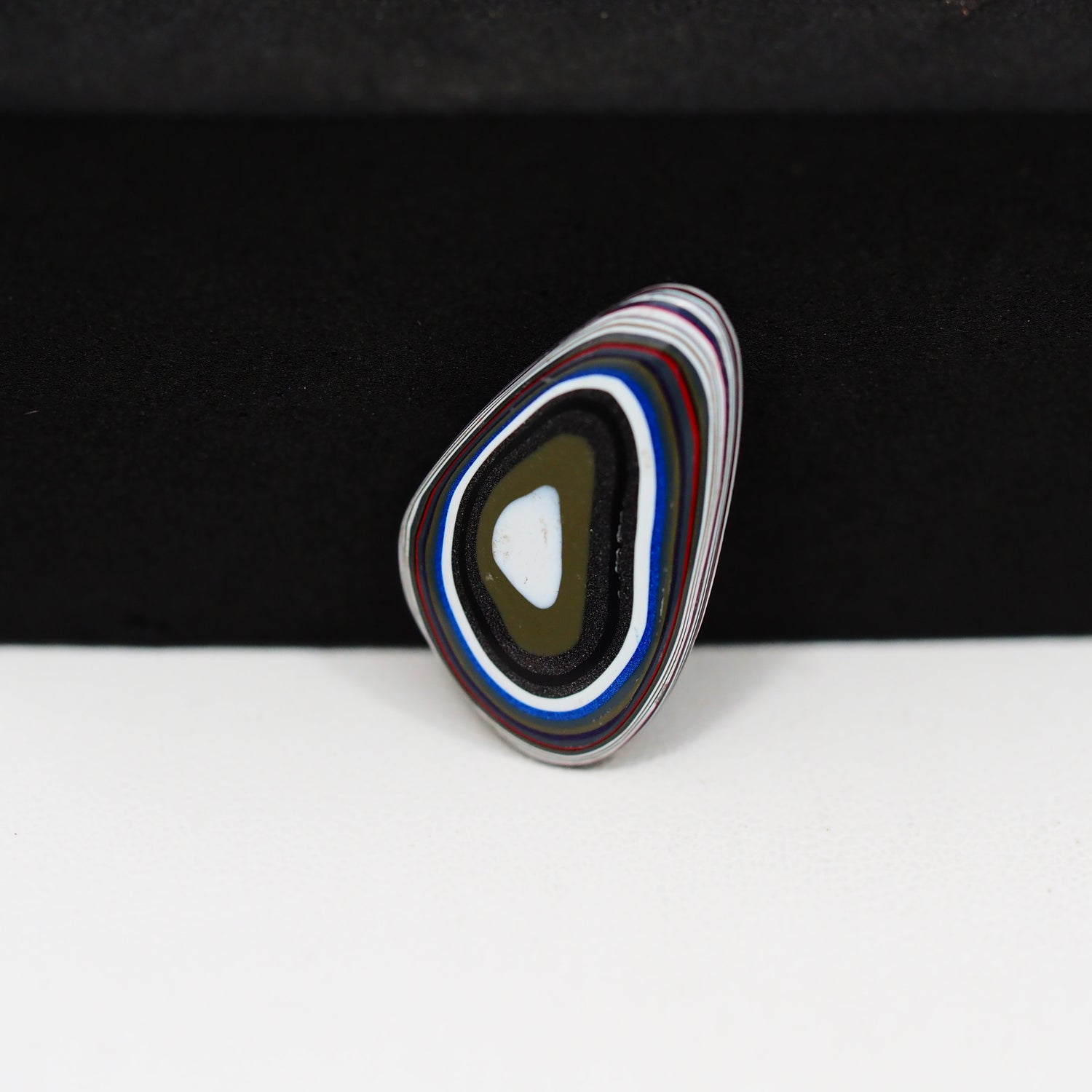 Fordite Agate Cabochon Freeform 22x11mm 3ct - Detroit Agate layered paint - Pedra Gems