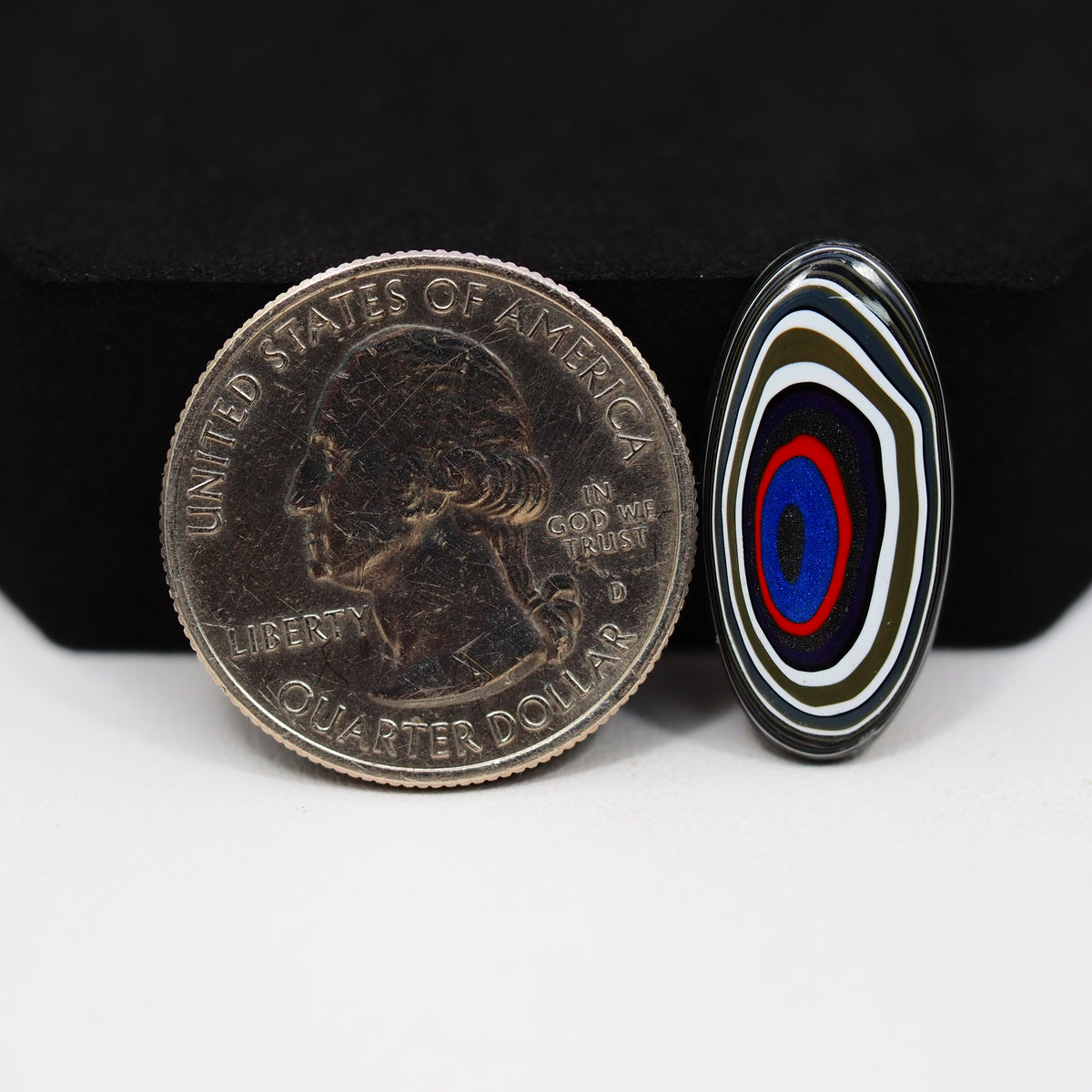 Fordite Agate Cabochon Oval 23x11mm 3ct - Detroit Agate layered paint - Pedra Gems
