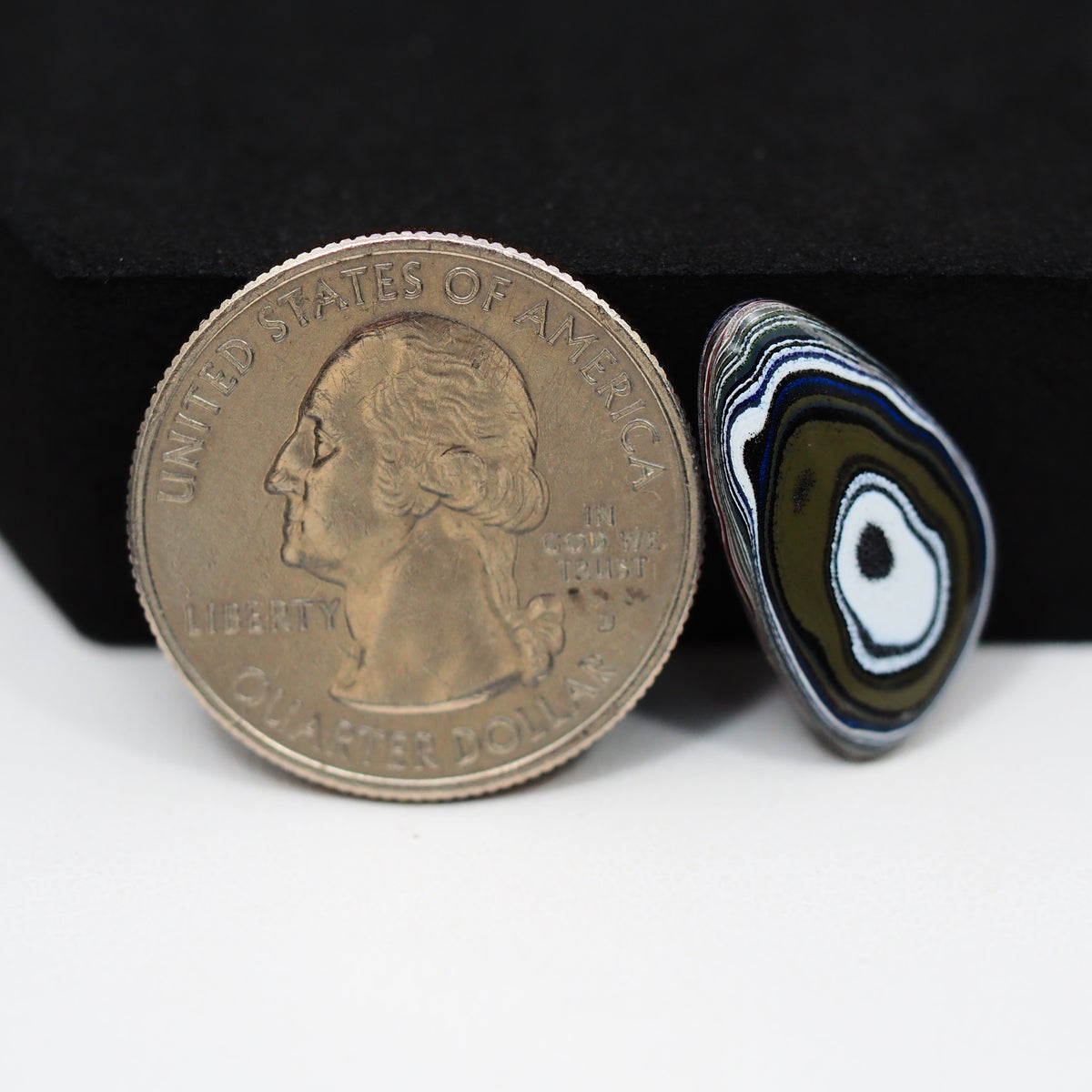 Fordite Agate Cabochon Freeform 21x12mm 2.5ct - Detroit Agate layered paint - Pedra Gems