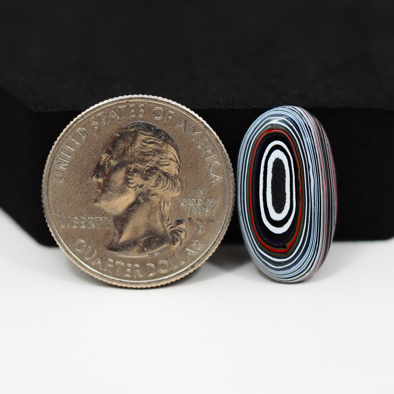 Fordite Agate Cabochon Oval 22x12mm 4ct - Detroit Agate layered paint - Pedra Gems