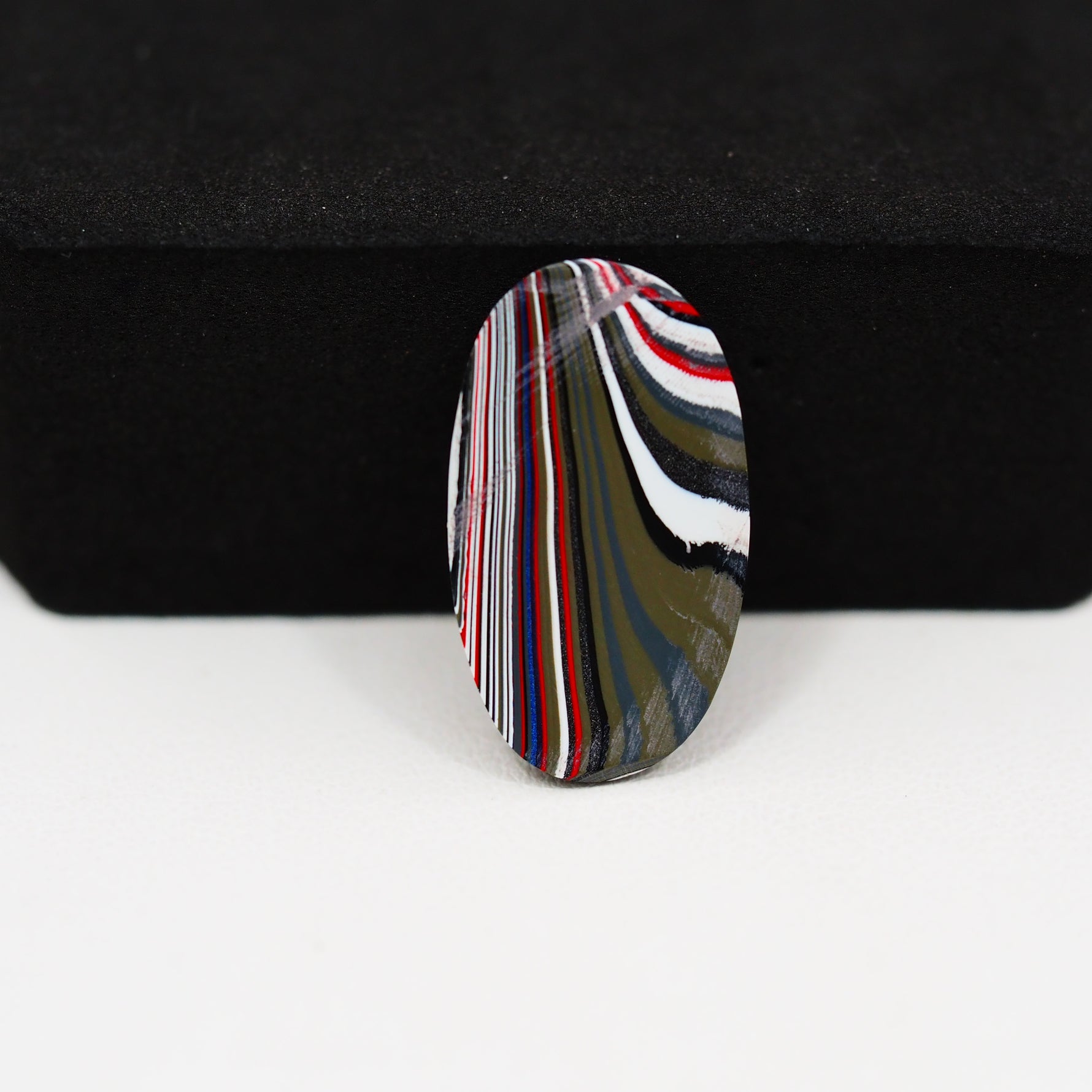 Fordite Agate Cabochon Oval 22x12mm 4ct - Detroit Agate layered paint - Pedra Gems