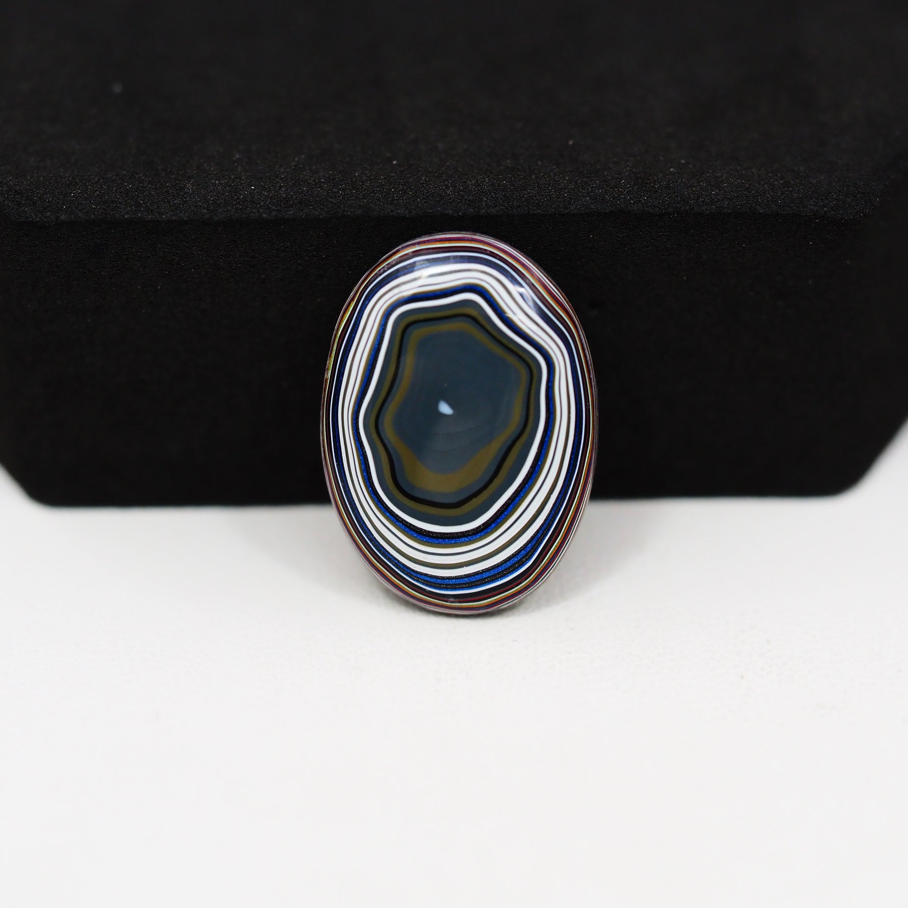 Fordite Agate Cabochon Oval 21x15mm 4.5ct - Detroit Agate layered paint - Pedra Gems
