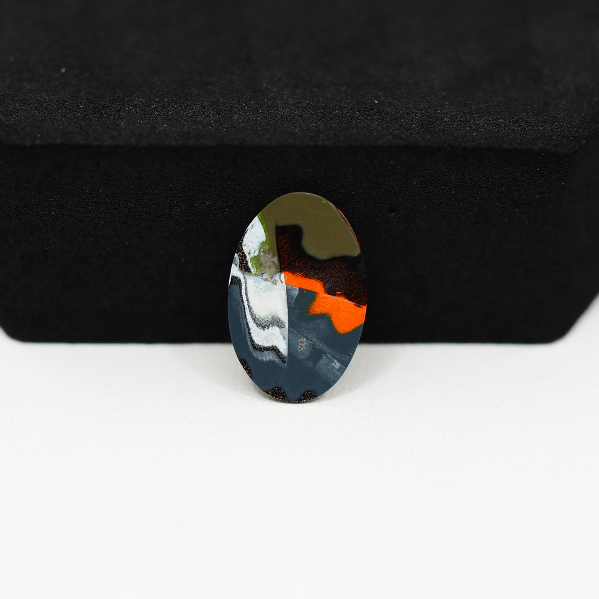 Fordite Agate Cabochon Oval 17x11mm 2.5ct - Detroit Agate layered paint - Pedra Gems