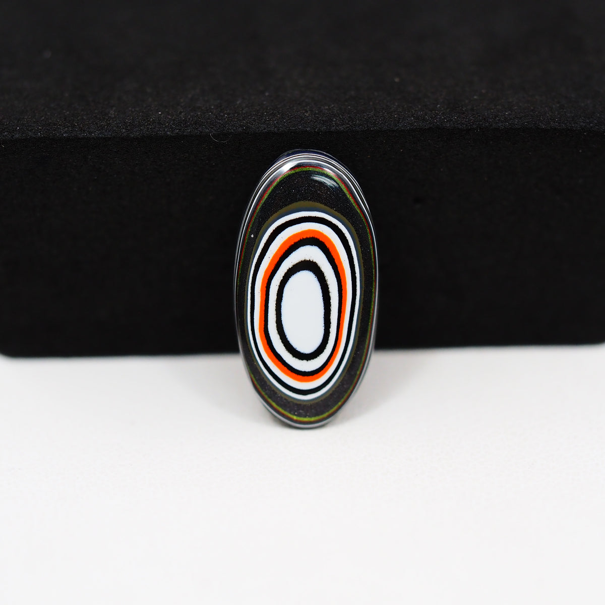 Fordite Agate Cabochon Oval 18x8mm 2ct - Detroit Agate layered paint - Pedra Gems