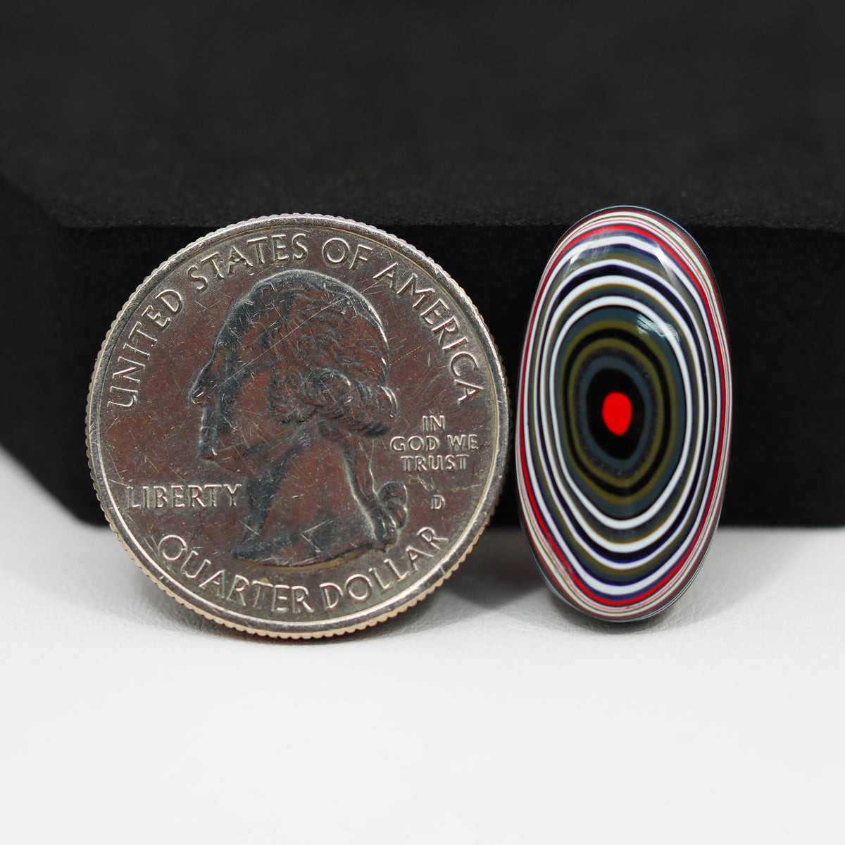 Fordite Agate Cabochon Oval 23x12mm 6ct - Detroit Agate layered paint - Pedra Gems