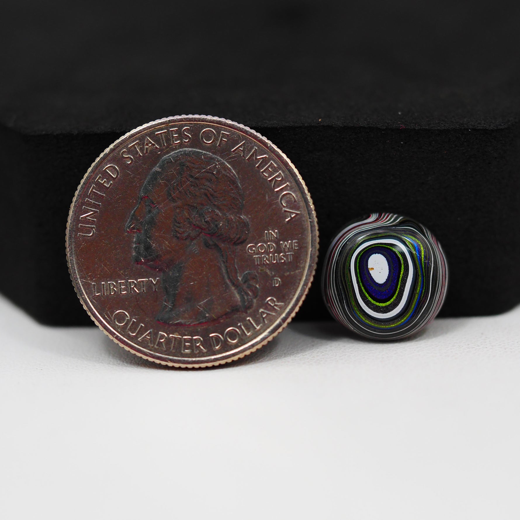 Fordite Agate Cabochon Round 12x12mm 2ct - Detroit Agate layered paint - Pedra Gems