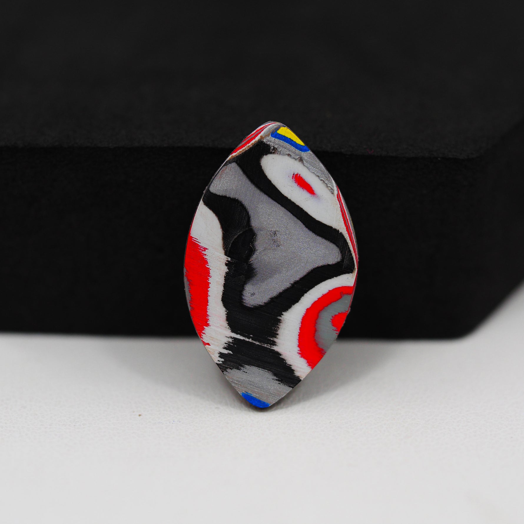 Fordite Agate Cabochon Freeform 25x15mm 5ct - Detroit Agate layered paint - Pedra Gems