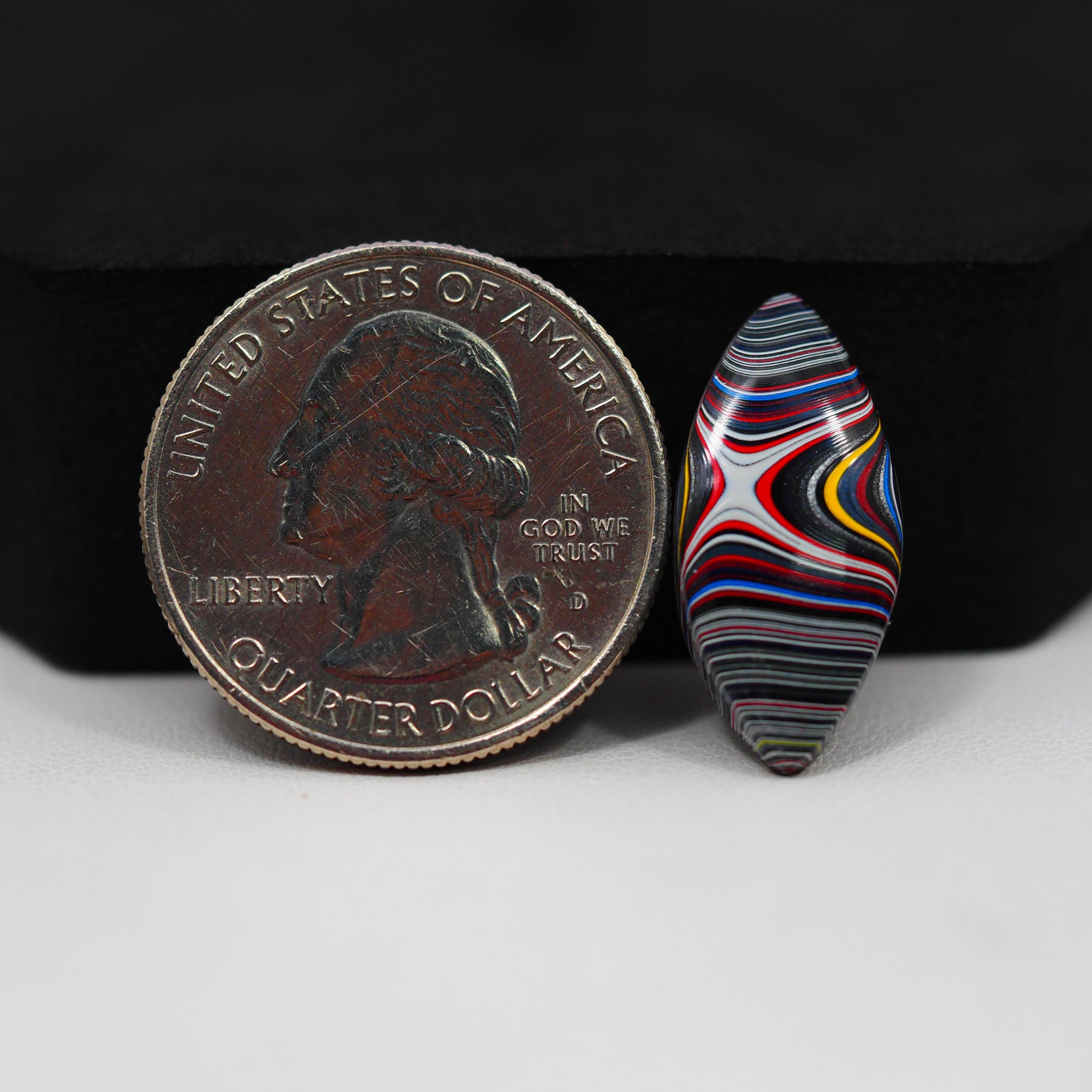 Fordite Agate Cabochon Freeform 22x10mm 3.5ct - Detroit Agate layered paint - Pedra Gems