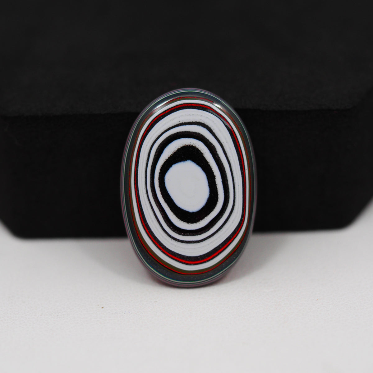 Fordite Agate Cabochon Oval 26x18mm 15ct - Detroit Agate layered paint - Pedra Gems