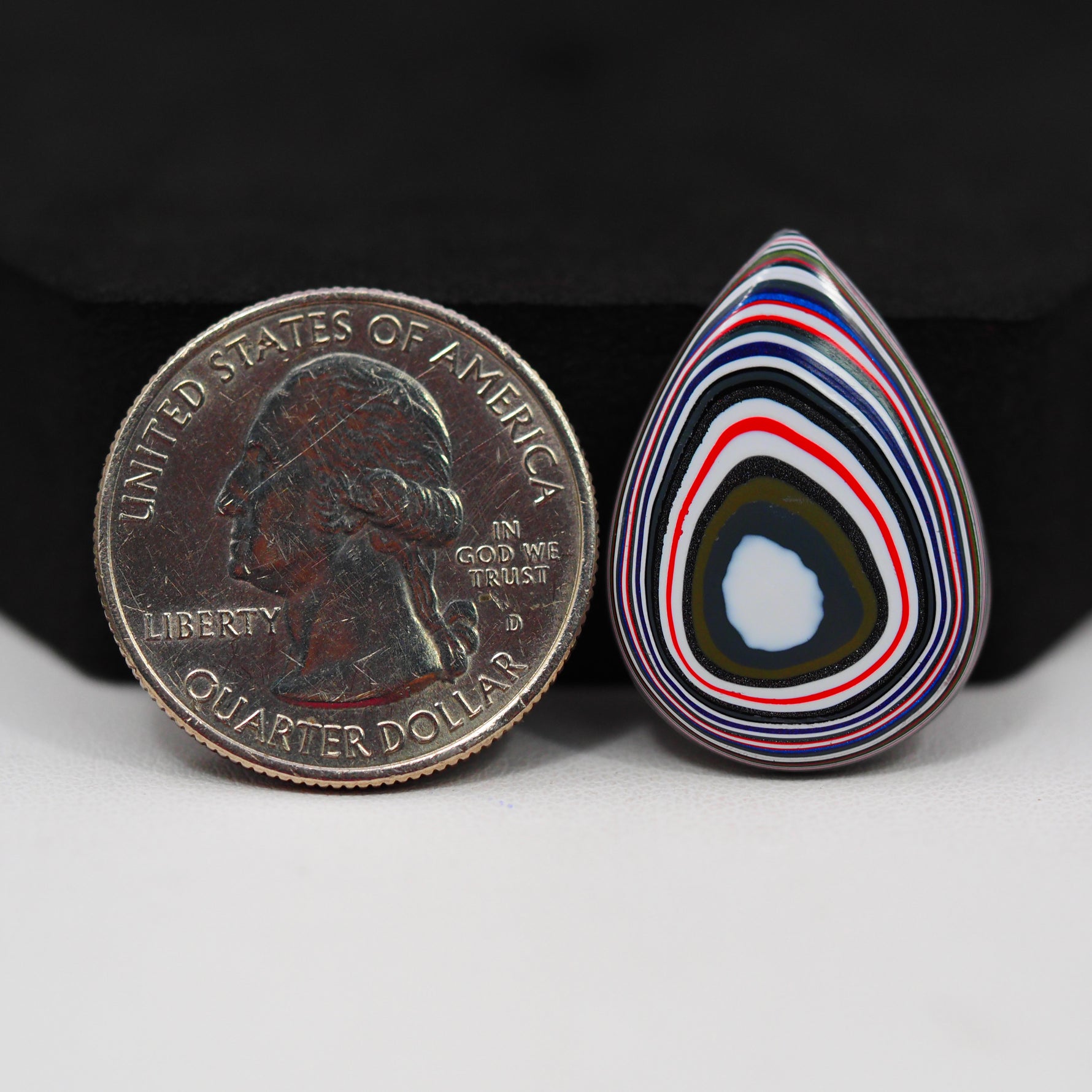 Fordite Agate Cabochon Pear 26x18mm 6.5ct - Detroit Agate layered paint - Pedra Gems