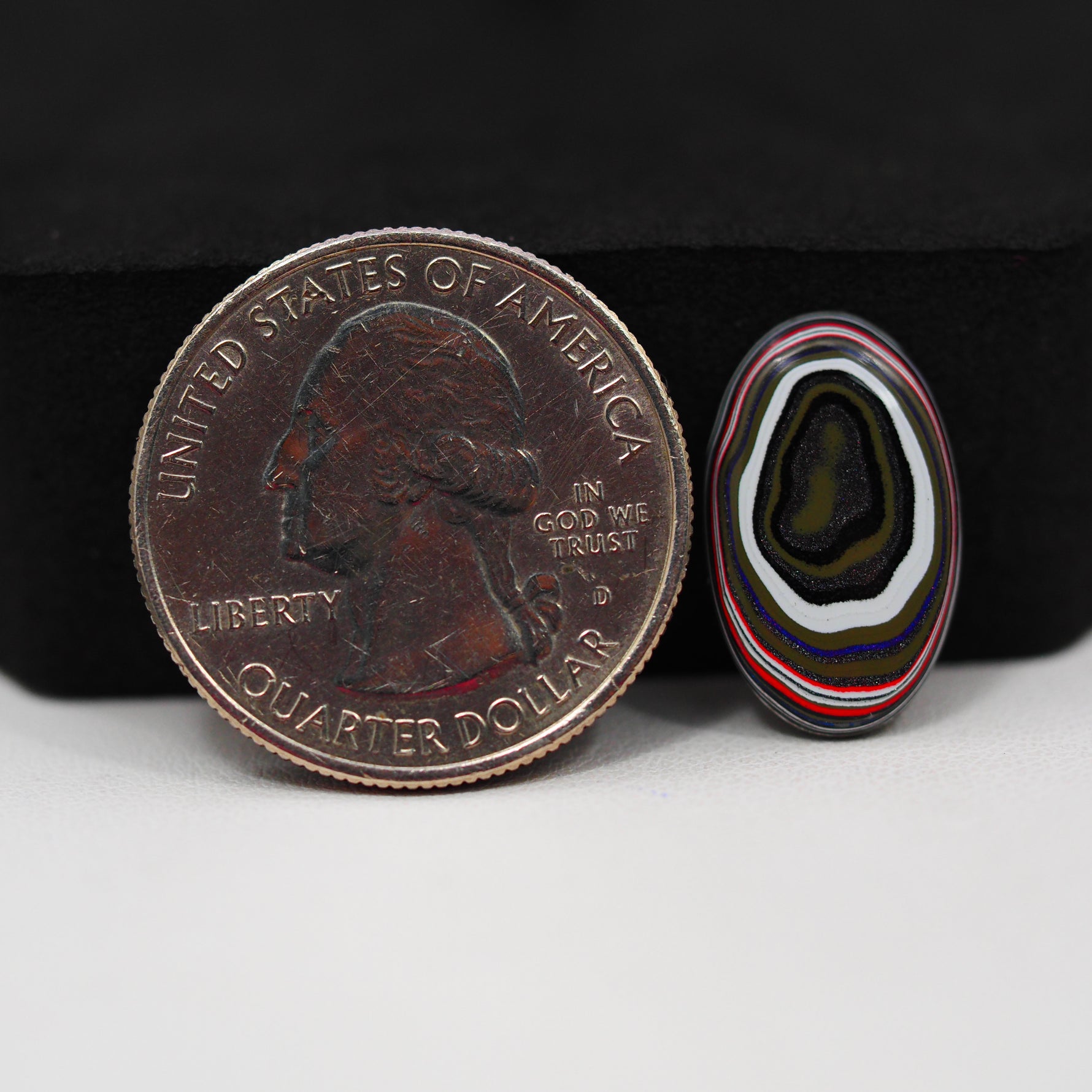 Fordite Agate Cabochon Oval 18x10mm 2ct - Detroit Agate layered paint - Pedra Gems