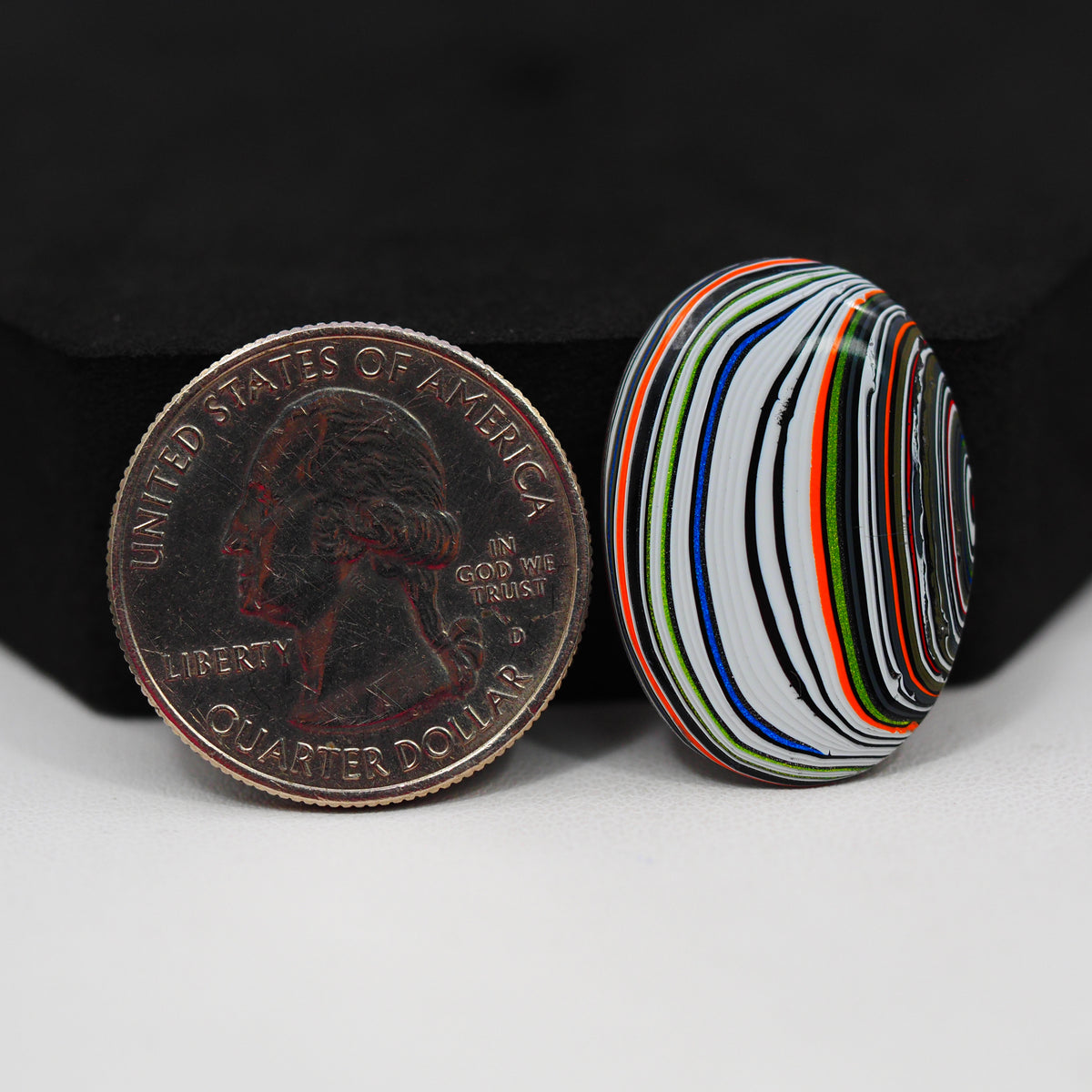 Fordite Agate Cabochon Oval 26x18mm 5ct - Detroit Agate layered paint - Pedra Gems