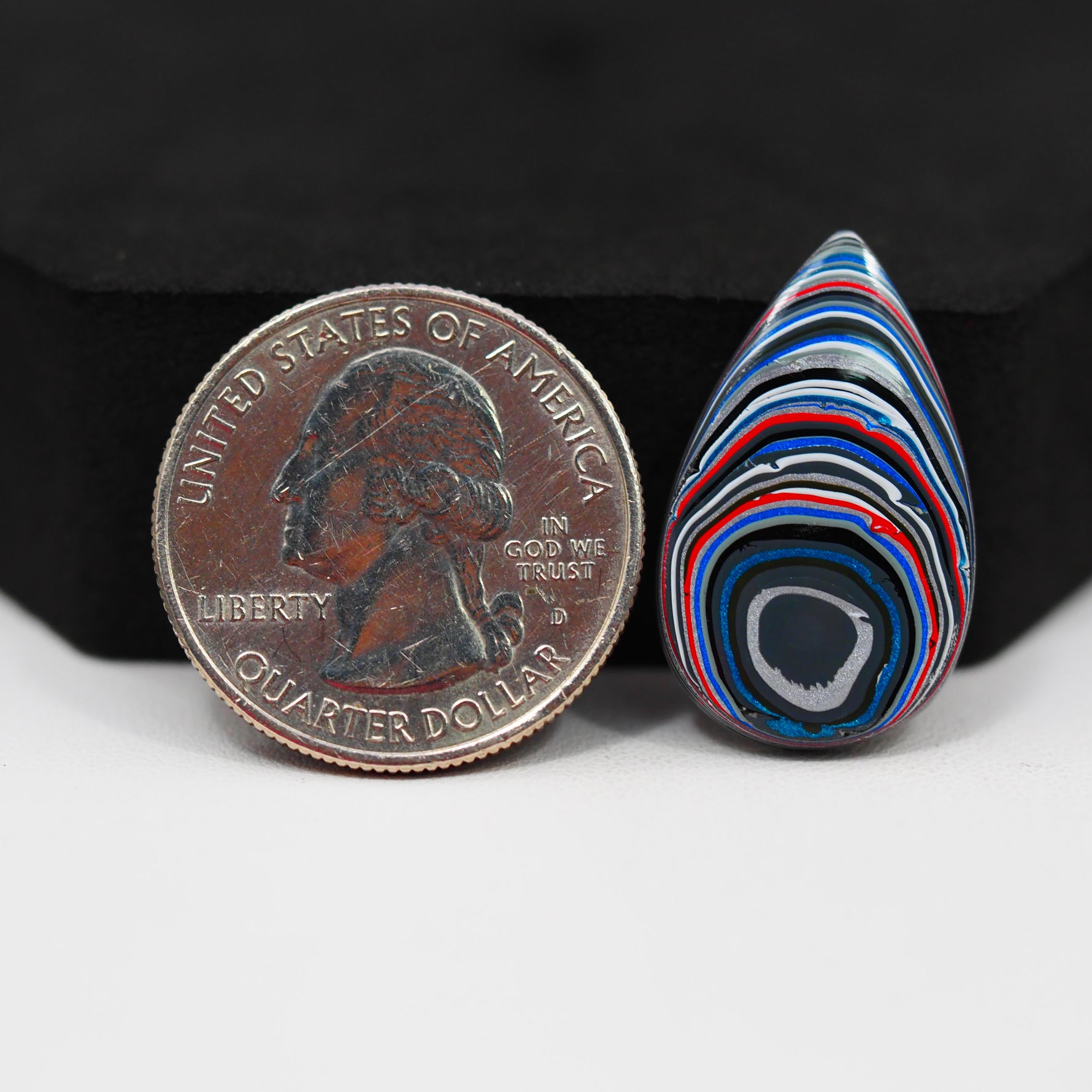 Fordite Agate Cabochon Pear 25x16mm 5ct - Detroit Agate layered paint - Pedra Gems
