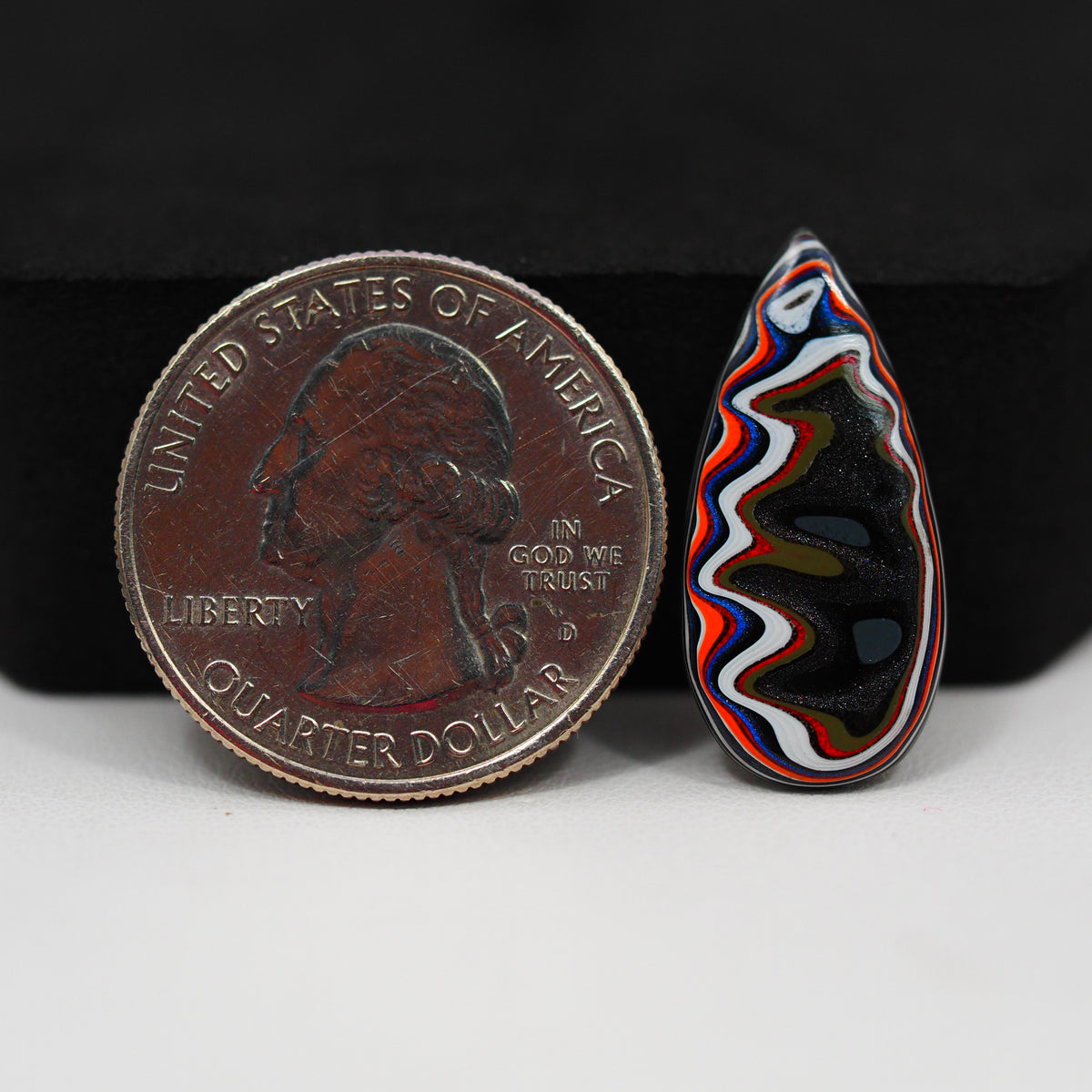 Fordite Agate Cabochon Pear 24x11mm 2.5ct - Detroit Agate layered paint - Pedra Gems