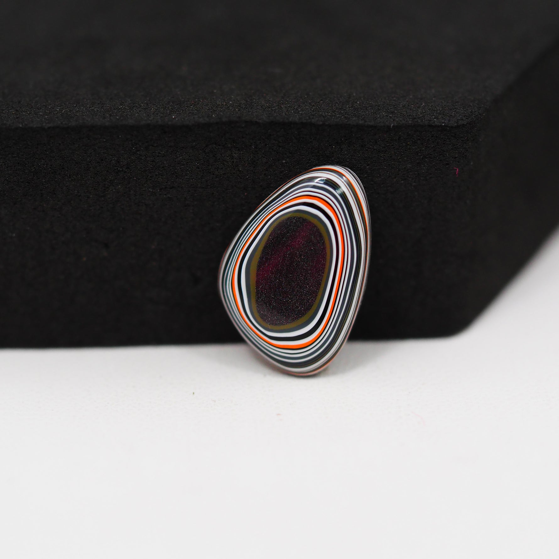 Fordite Agate Cabochon Freeform 17x11mm 2ct - Detroit Agate layered paint - Pedra Gems