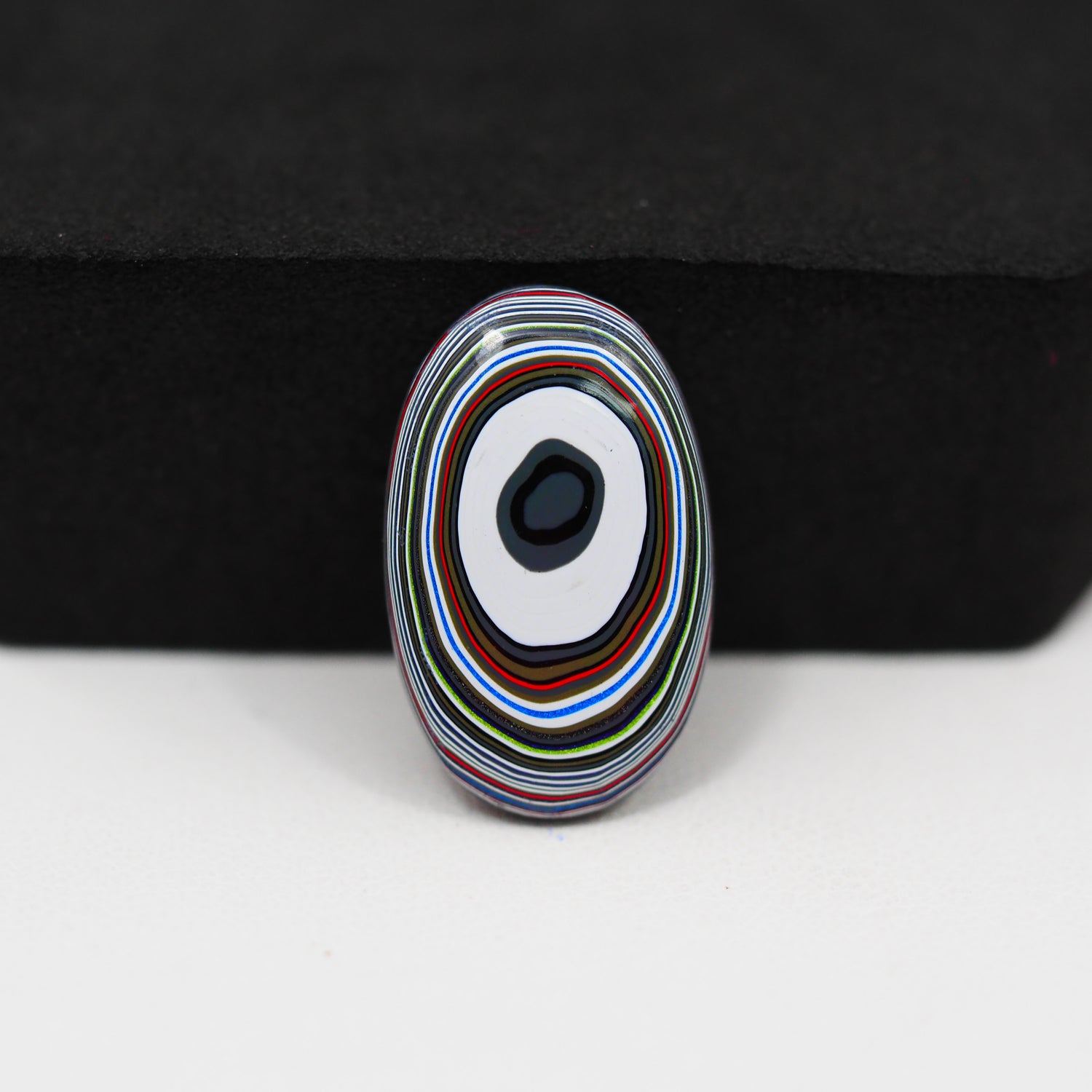Fordite Agate Cabochon Oval 21x13mm 4.5ct - Detroit Agate layered paint - Pedra Gems