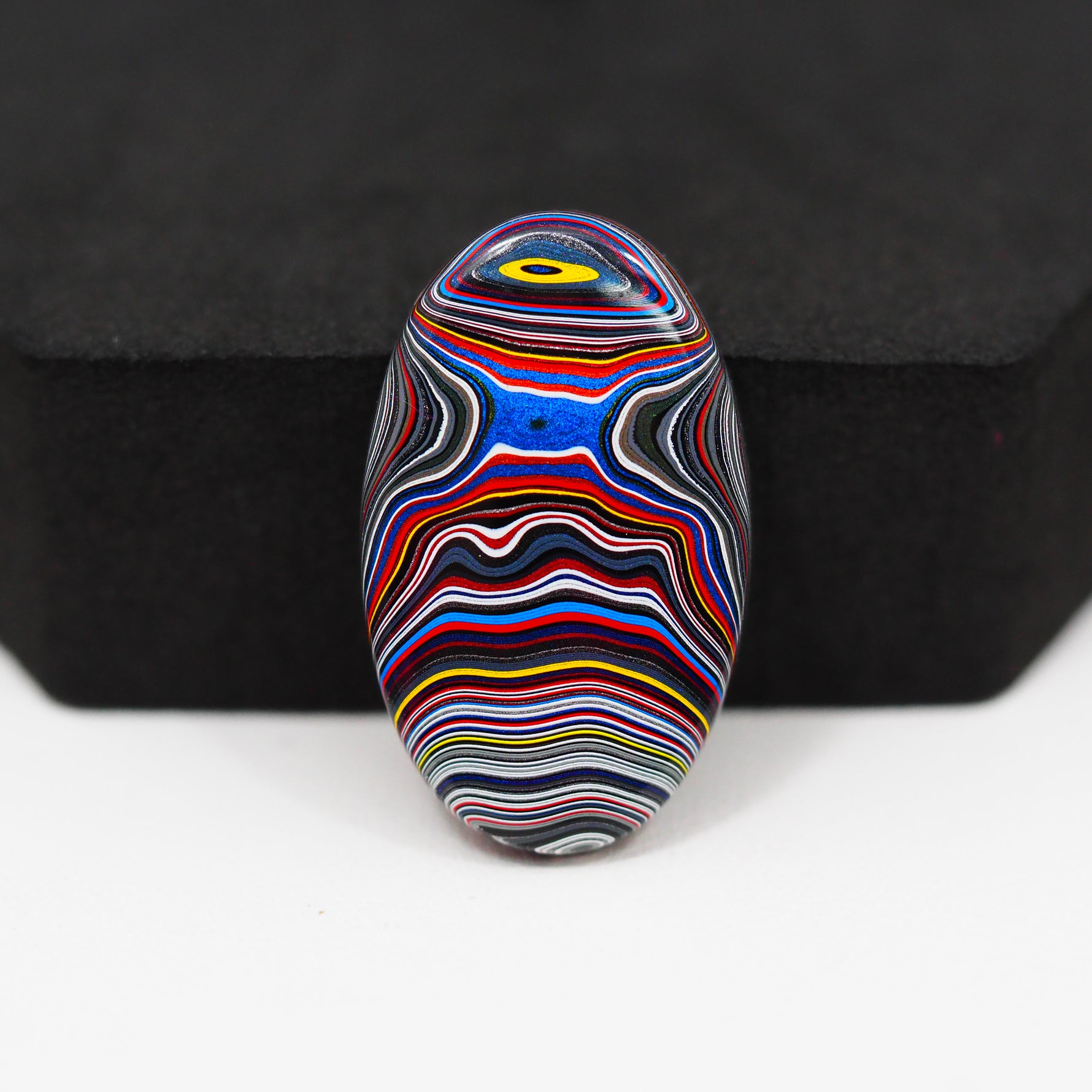 Fordite Agate Cabochon Oval 30x18mm 9ct - Detroit Agate layered paint - Pedra Gems