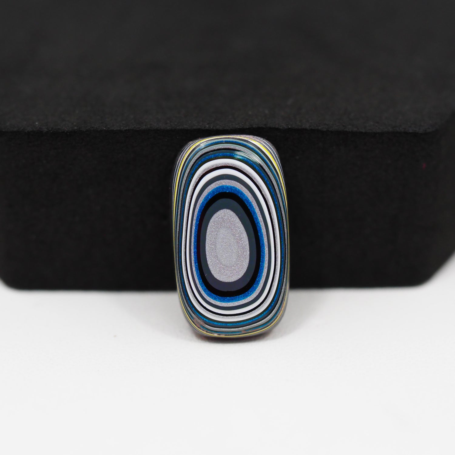 Fordite Agate Cabochon Cushion 21x12mm 5ct - Detroit Agate layered paint - Pedra Gems