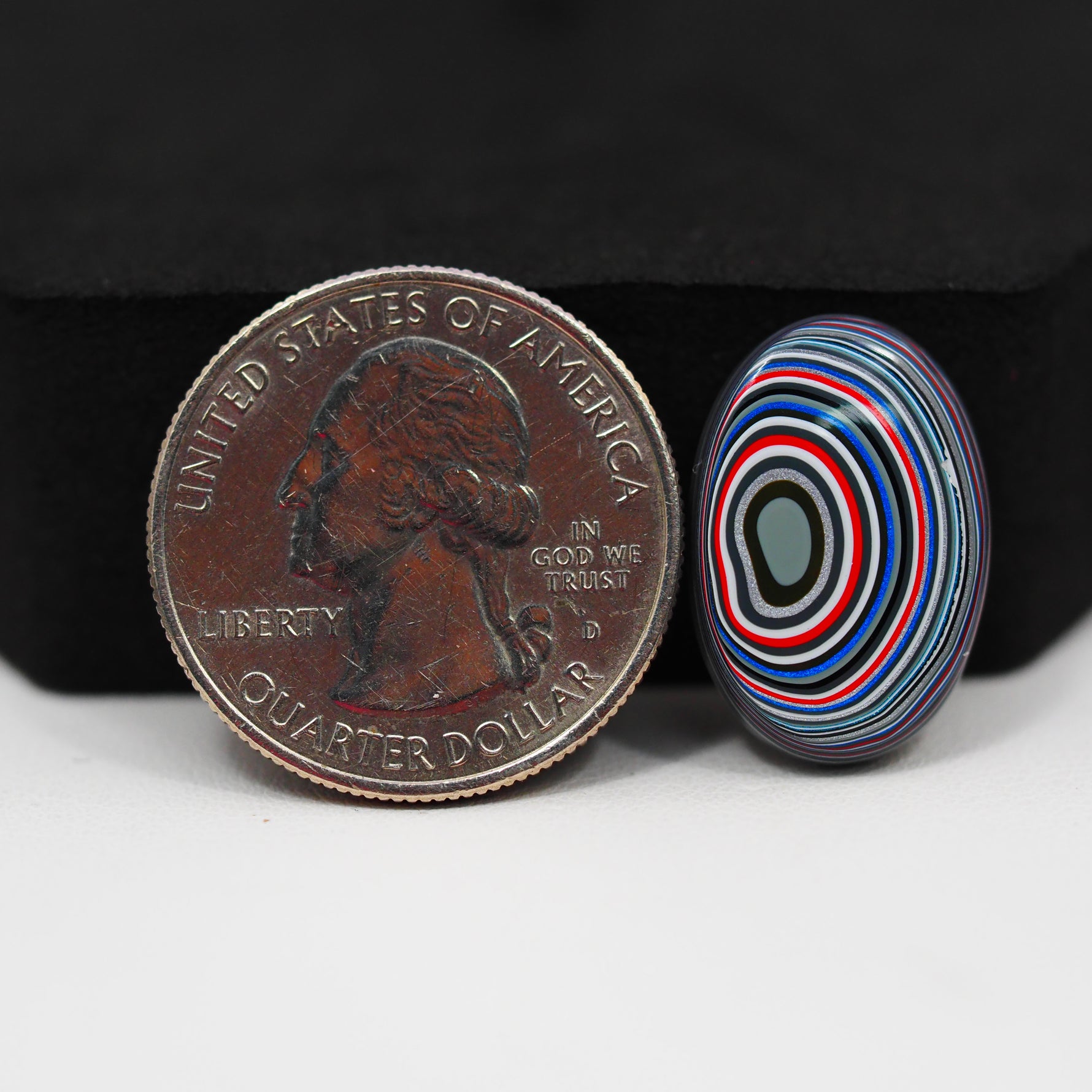 Fordite Agate Cabochon Oval 20x13mm 5ct - Detroit Agate layered paint - Pedra Gems
