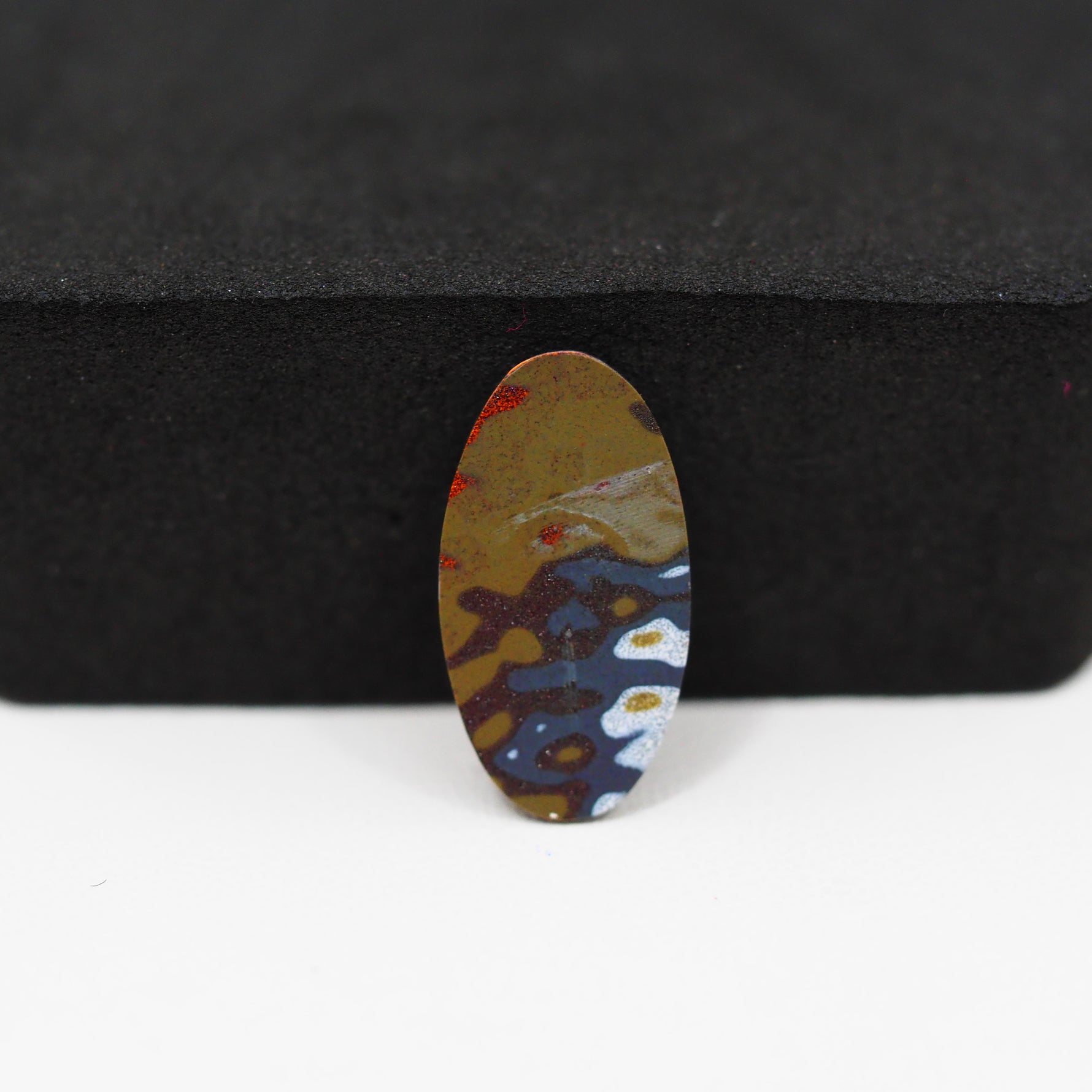 Fordite Agate Cabochon Oval 19x10mm 2ct - Detroit Agate layered paint - Pedra Gems
