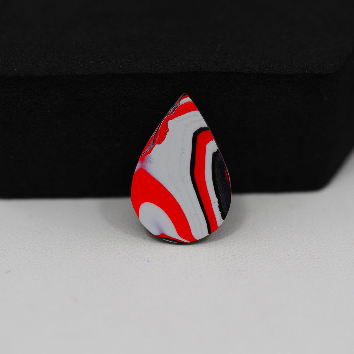 Fordite Agate Cabochon Pear 19x13mm 4ct - Detroit Agate layered paint - Pedra Gems