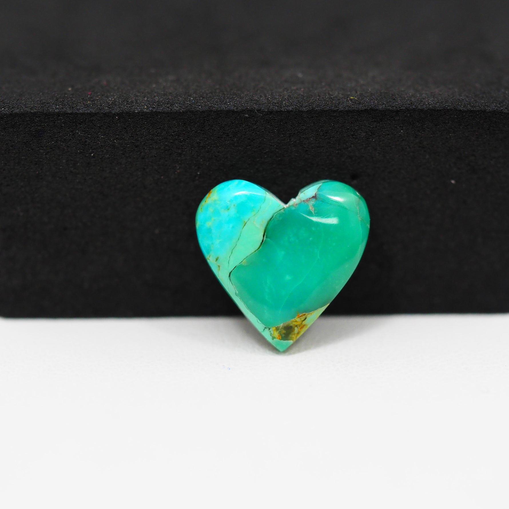 Natural Mohave Turquoise Heart Cabochon 14x14mm 5.5ct - Blue Green - Pedra Gems