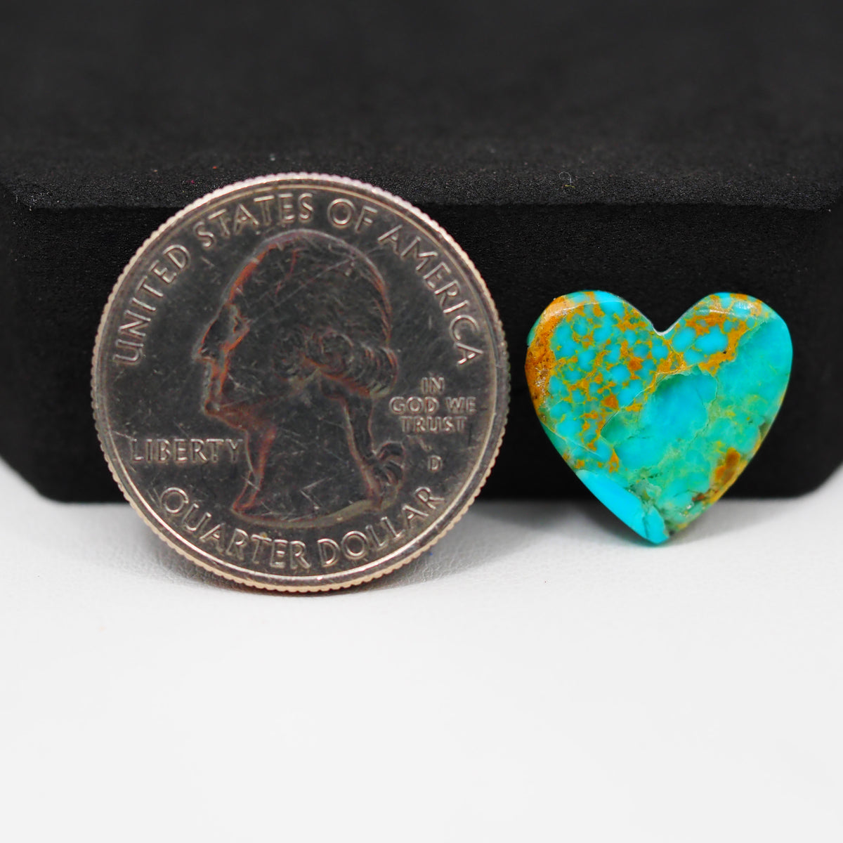 Natural Mohave Turquoise Heart Cabochon 15x15mm 4.5ct - Blue - Pedra Gems