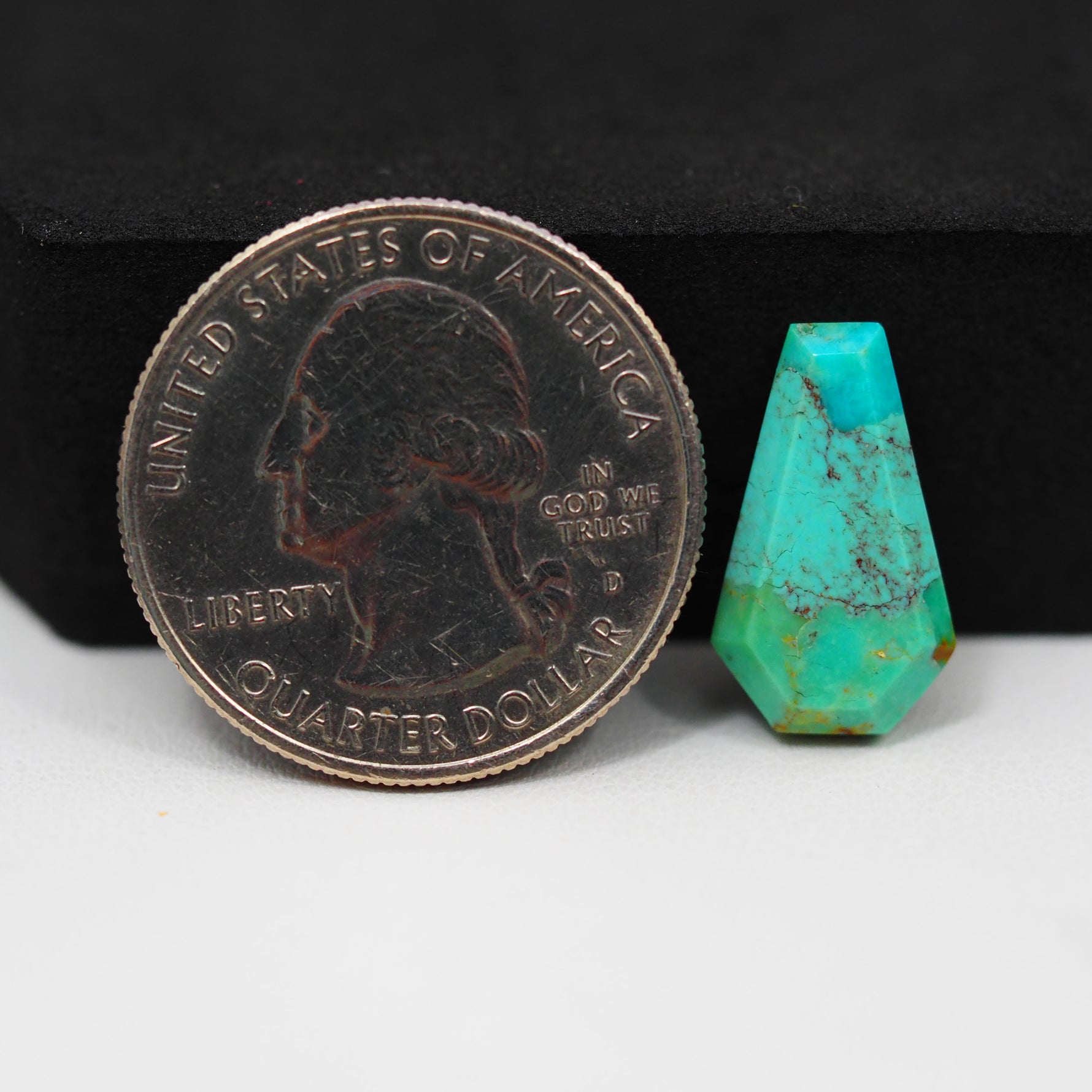 Natural Mohave Turquoise Freeform Cabochon 17x10mm 4ct - Green Blue - Pedra Gems