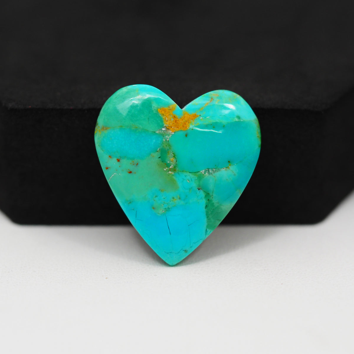 Natural Mohave Turquoise Heart Cabochon 26x24mm 19ct - Blue - Pedra Gems