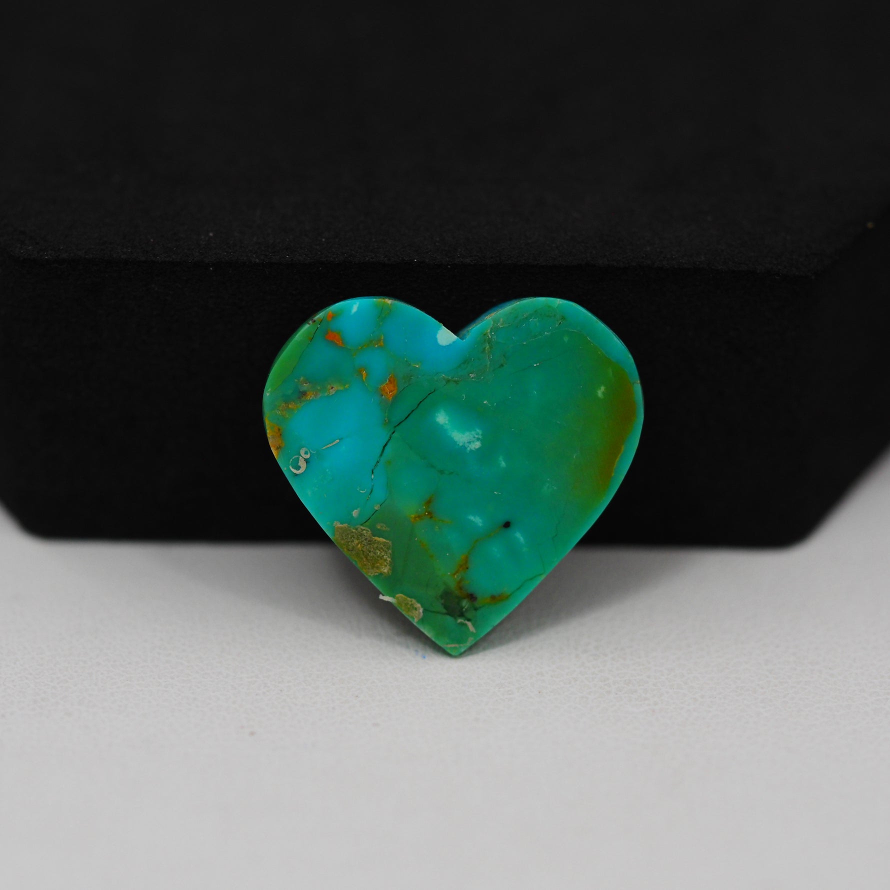 Natural Mohave Turquoise Heart Cabochon 20x20mm 12ct - Green Blue - Pedra Gems