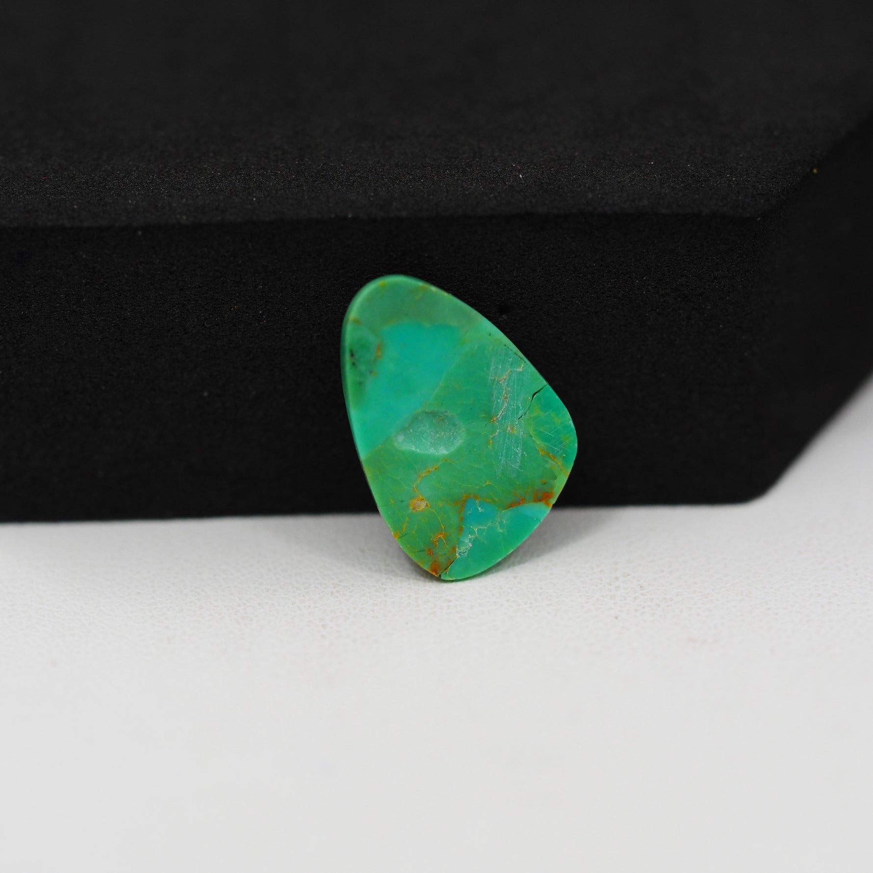 Natural Mohave Turquoise Freeform Cabochon 17x11mm 5.5ct - Green - Pedra Gems