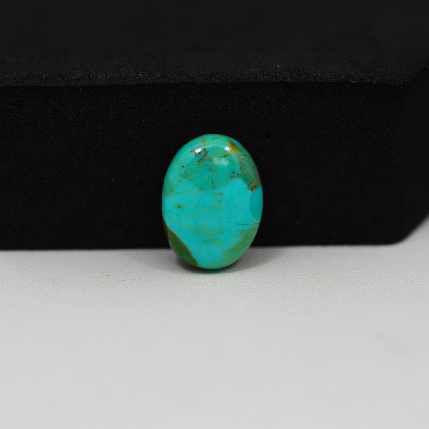 Natural Mohave Turquoise Oval Cabochon 14x11mm 4ct - Blue - Pedra Gems