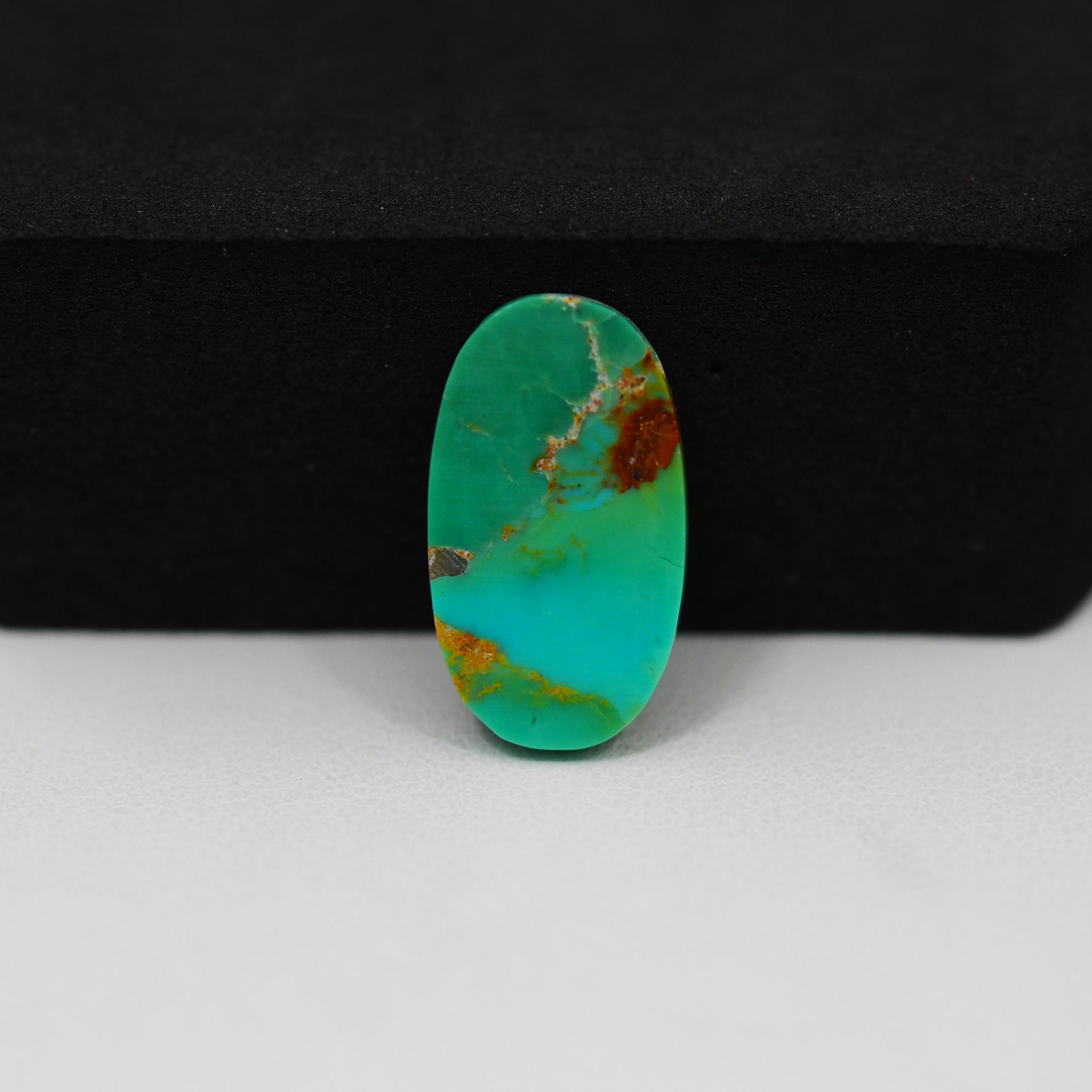 Natural Mohave Turquoise Oval Cabochon 19x11mm 5ct - Green - Pedra Gems