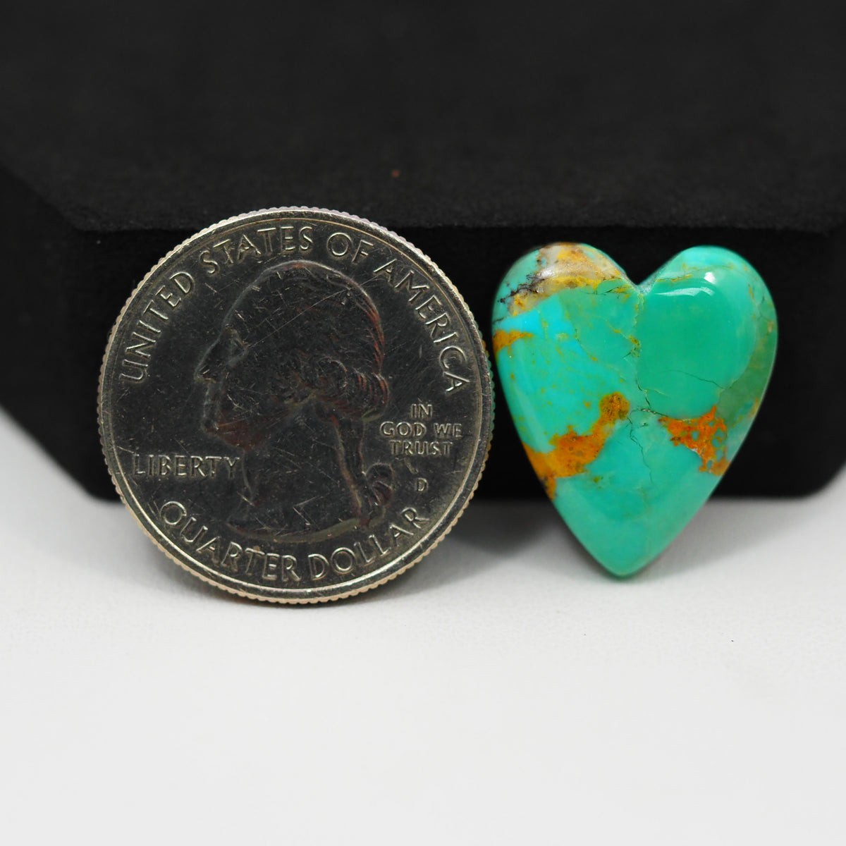 Natural Mohave Turquoise Heart Cabochon 21x17mm 11ct - Green Rust Matrix - Pedra Gems