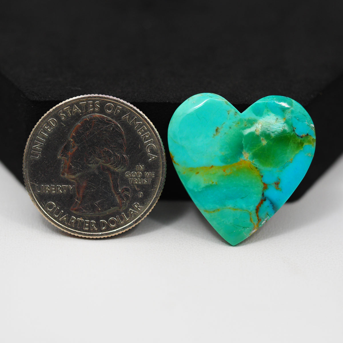 Natural Mohave Turquoise Heart Cabochon 25x25mm 15.5ct - Blue Green - Pedra Gems