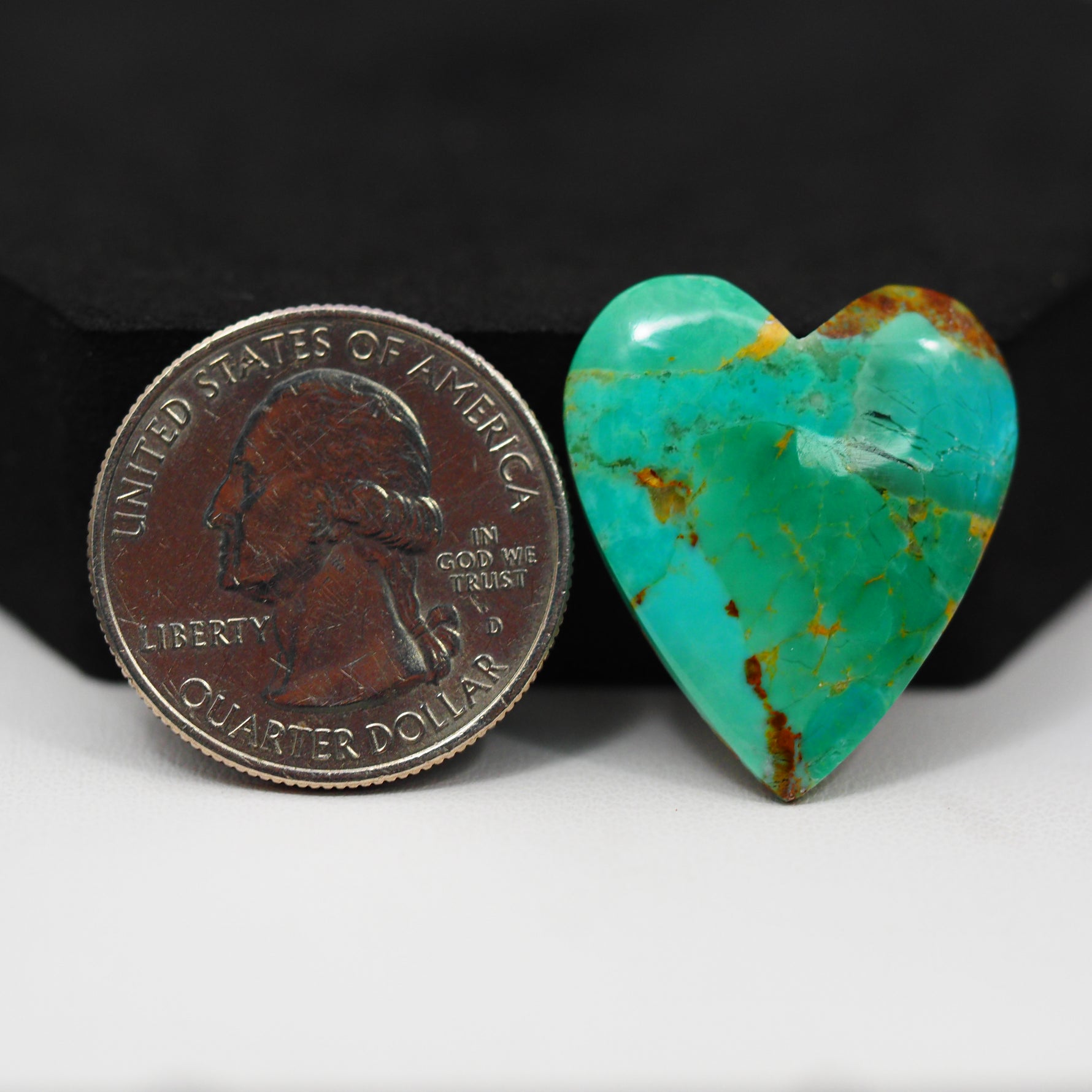 Natural Mohave Turquoise Heart Cabochon 26x23mm 14.5ct - Green Rust Matrix - Pedra Gems