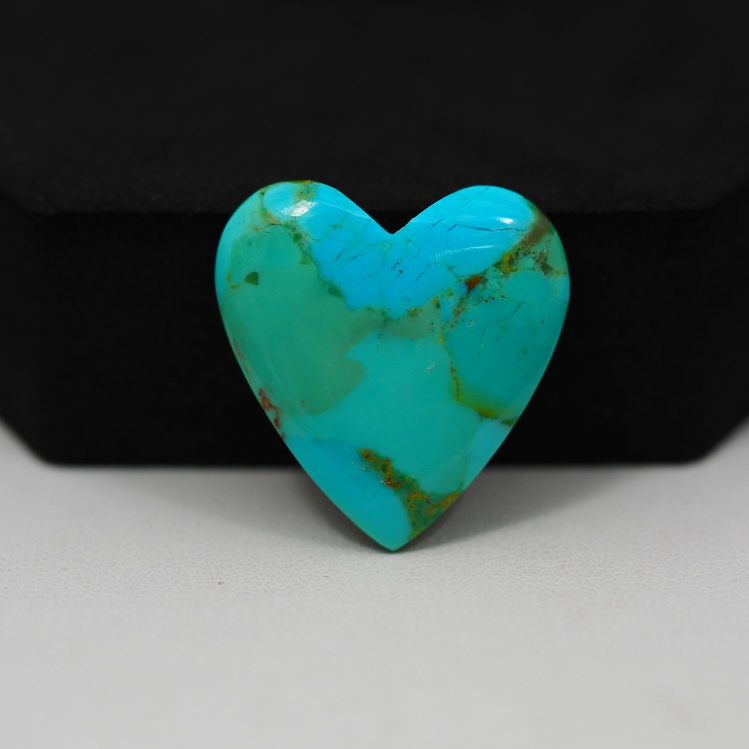 Natural Mohave Turquoise Heart Cabochon 23x23mm 17.5ct - Blue - Pedra Gems