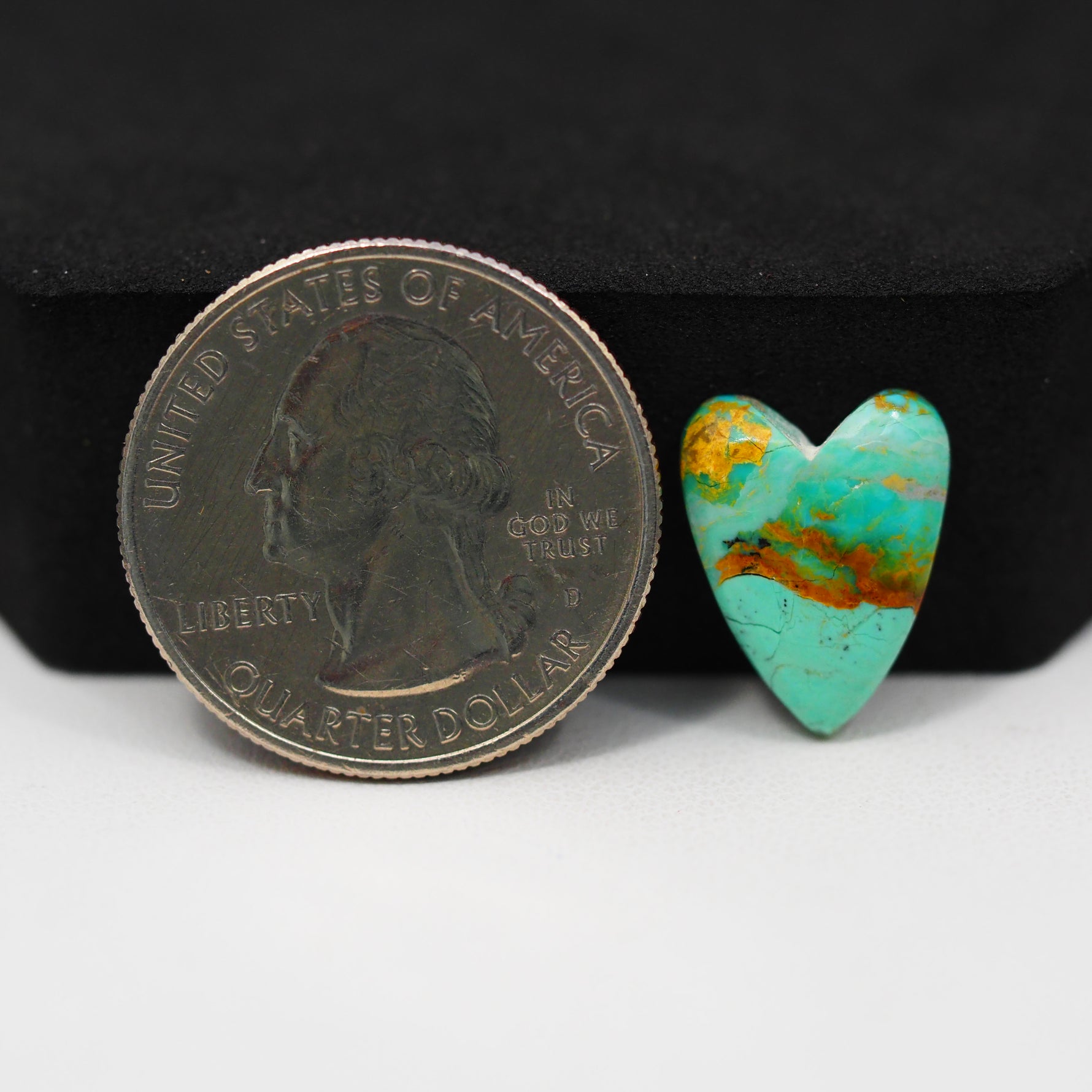 Natural Mohave Turquoise Heart Cabochon 15x12mm 4.5ct - Blue Orange Matrix - Pedra Gems
